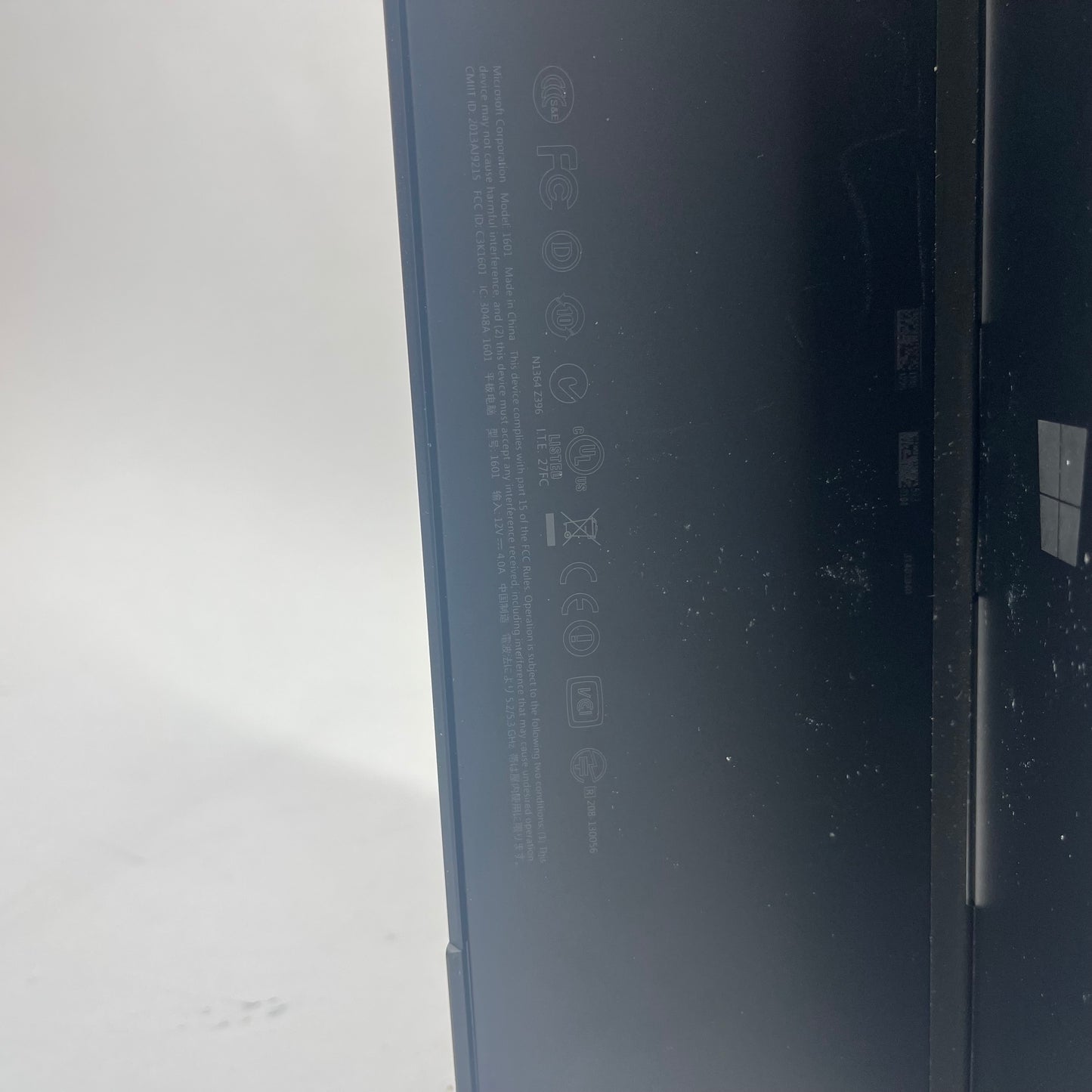 Microsoft Surface 3 intel i5-4300U 8GB RAM 32GB