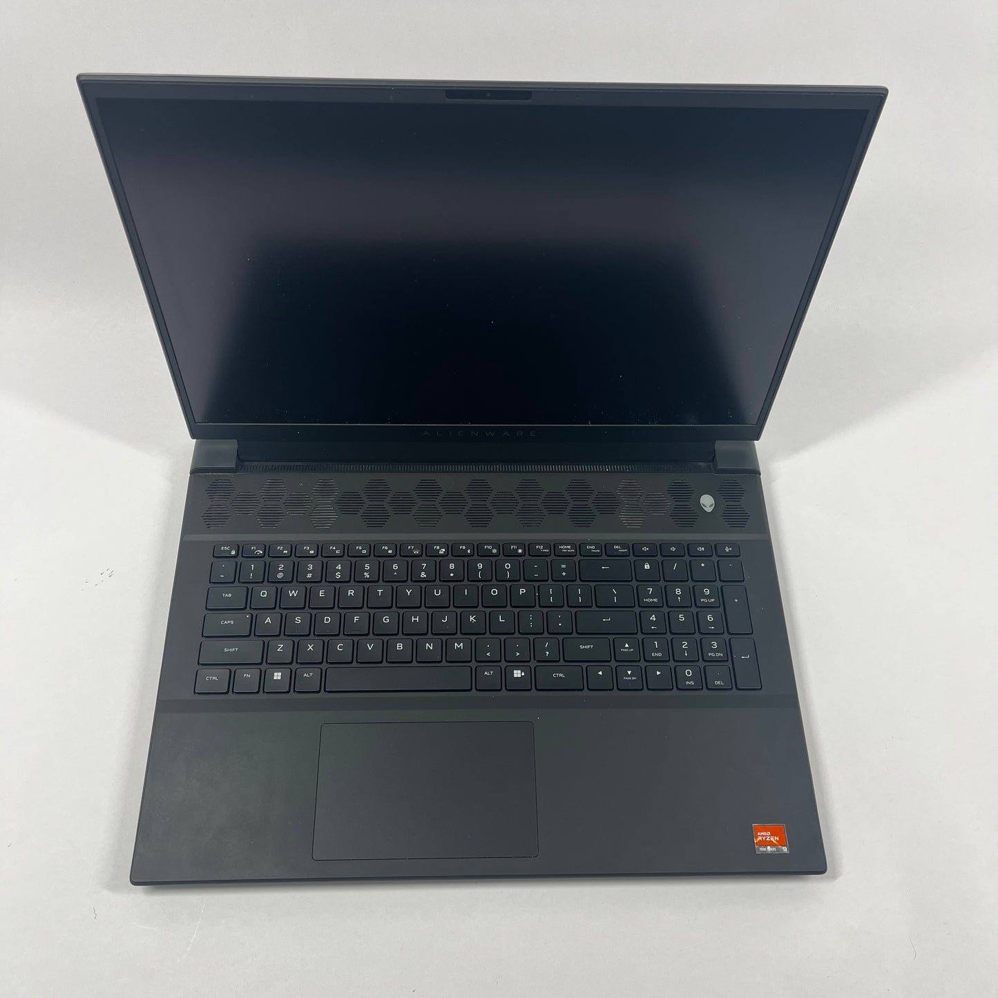 Alienware Alienware M18 R1 P510E 15" Ryzen 9 7945HX 1.2GHz 32GB RAM 2TB SSD