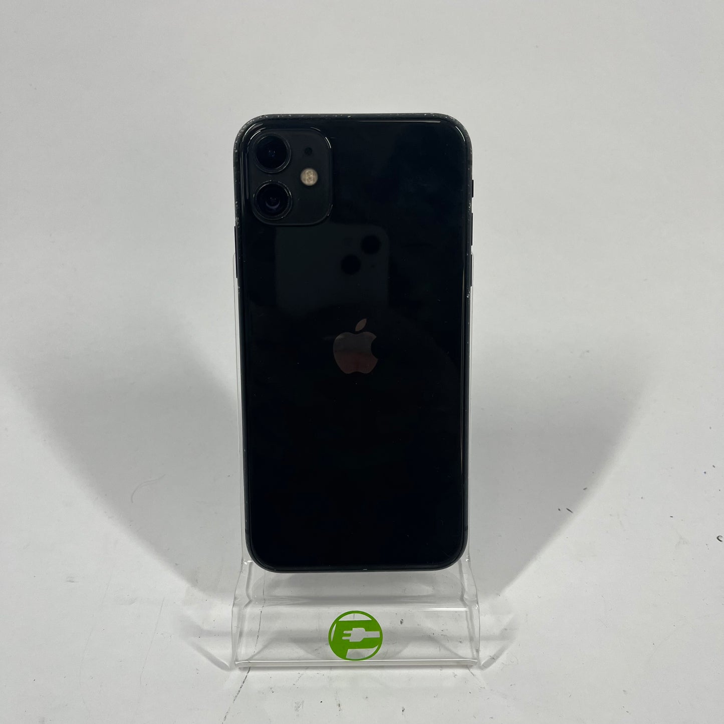 Broken Unlocked Apple iPhone 11 64GB 17.3.1 MHCP3LL/A