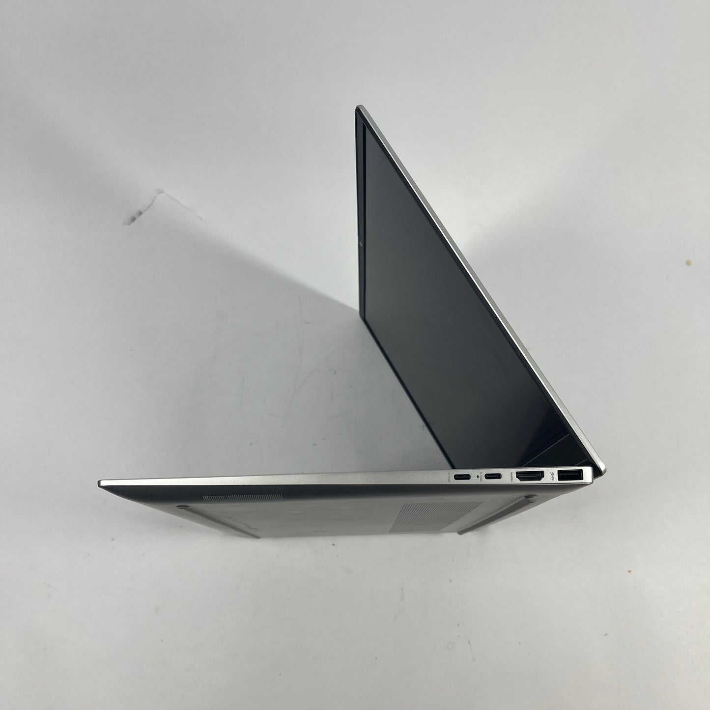 HP Pavilion Laptop 16-AF0xxx 16" Intel(R) Core(TM) Ultra 7 155U 1.7GHz 16GB RAM