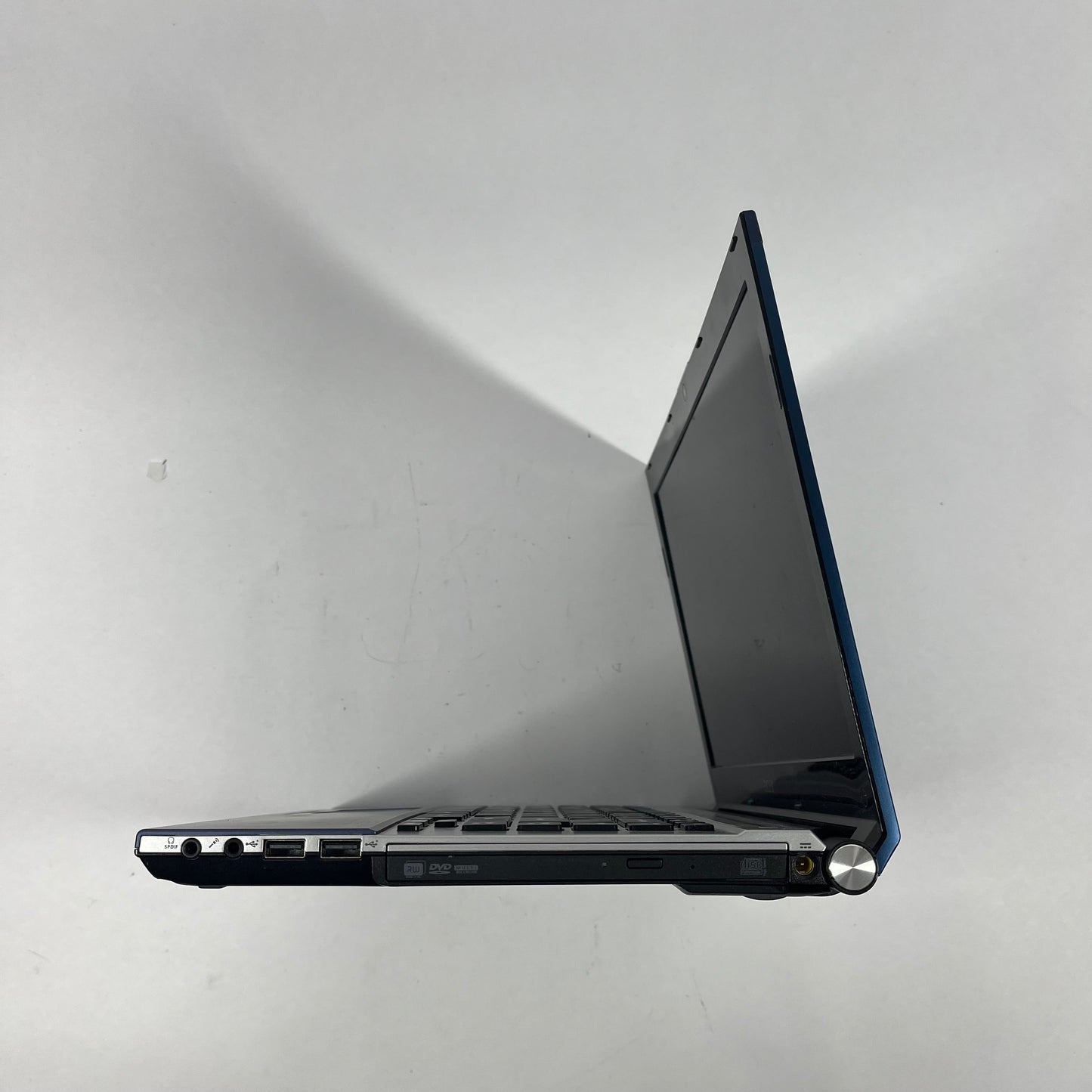 Acer Aspire 4830T 8" i3-2350M 1.0GHz 6GB RAM 500GB HDD