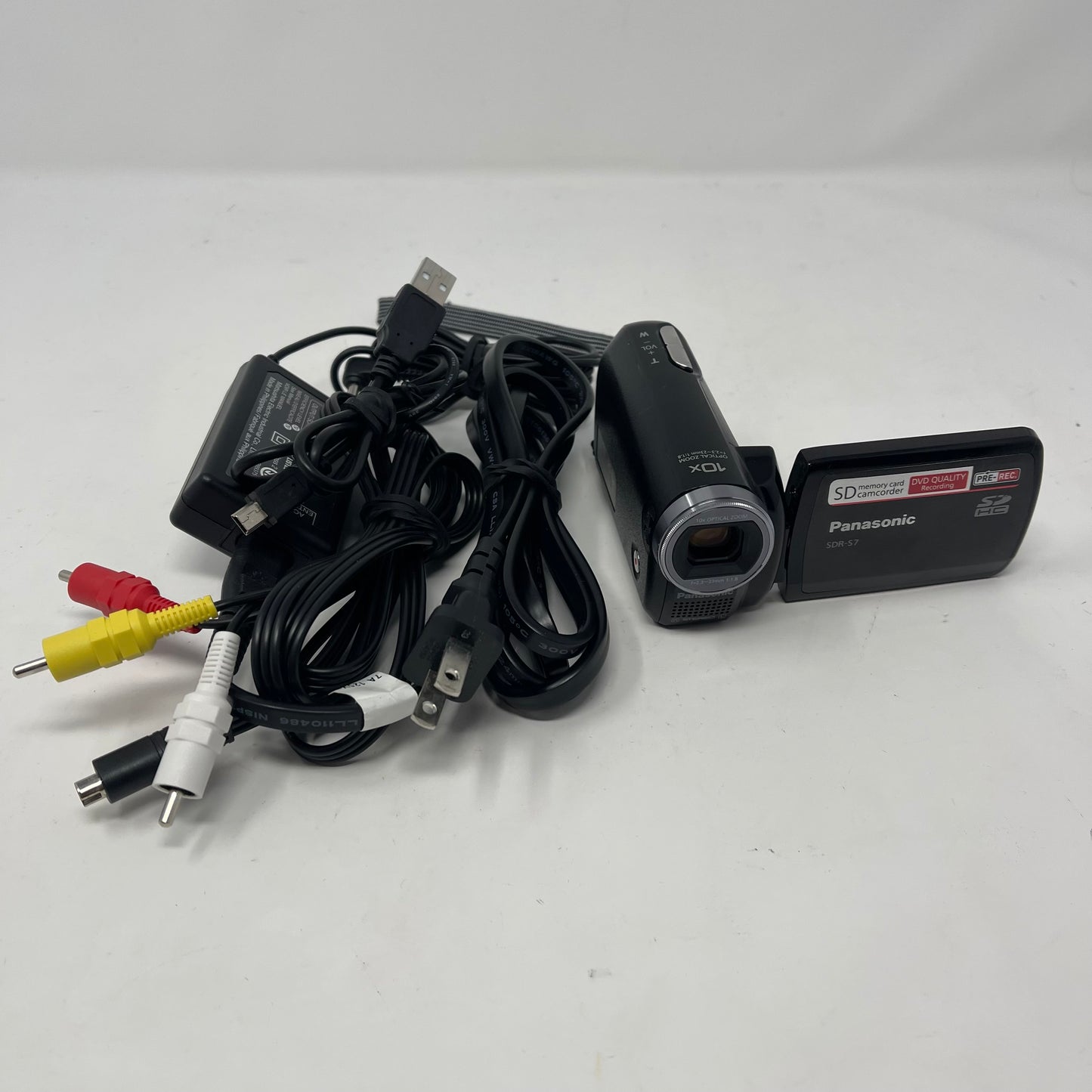 Panasonic SDR-S7 0.68 MP Camcorder