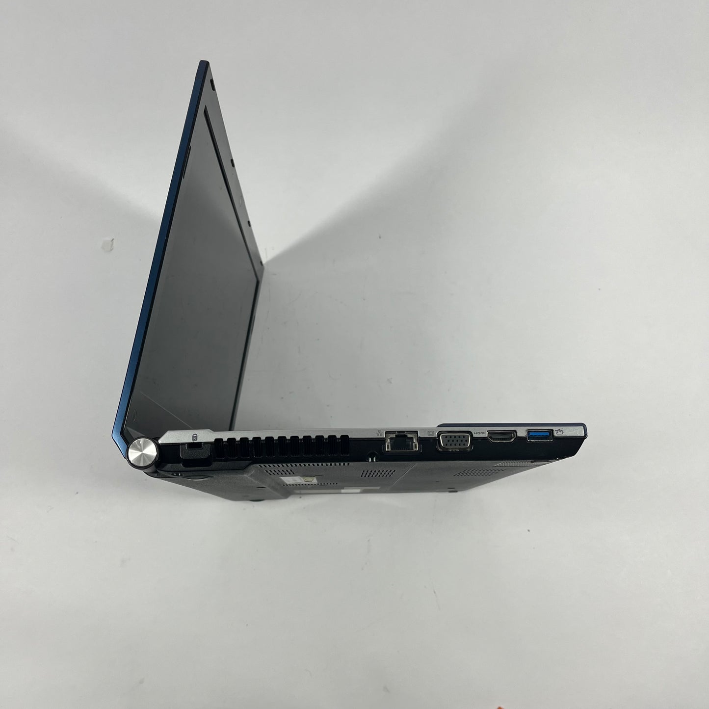 Acer Aspire 4830T 8" i3-2350M 1.0GHz 6GB RAM 500GB HDD