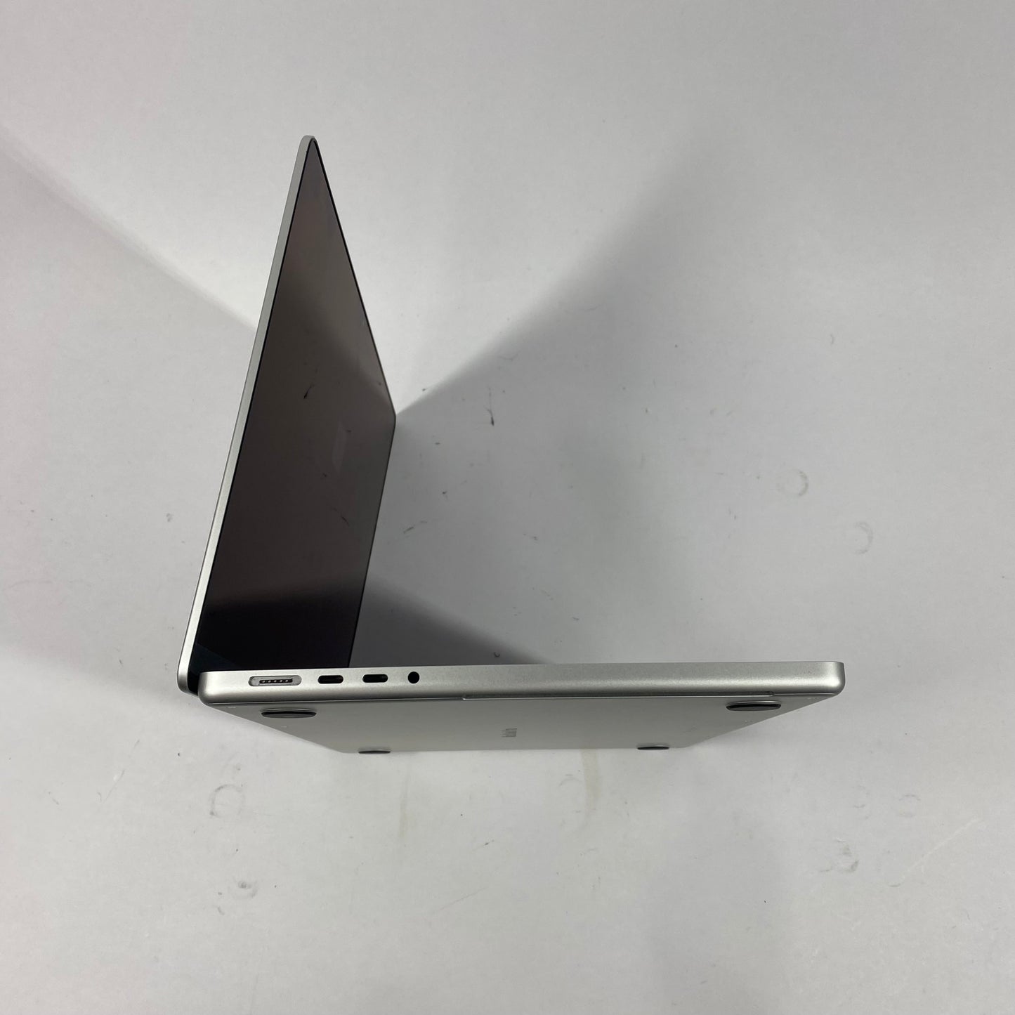 2024 Apple MacBook Pro 14" M4 12C GPU 4.5GHz 16GB RAM 1TB SSD A3112