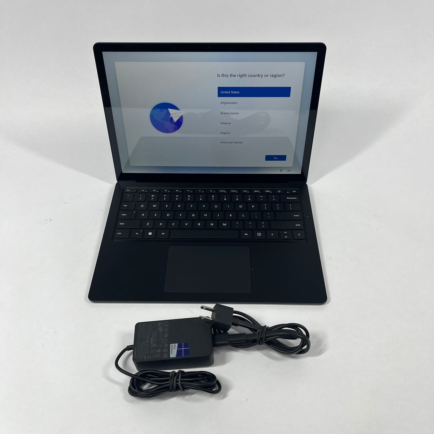 Microsoft Surface Laptop 4 13.5" i7-1185G7 1.1GHz 32GB RAM 1TB SSD