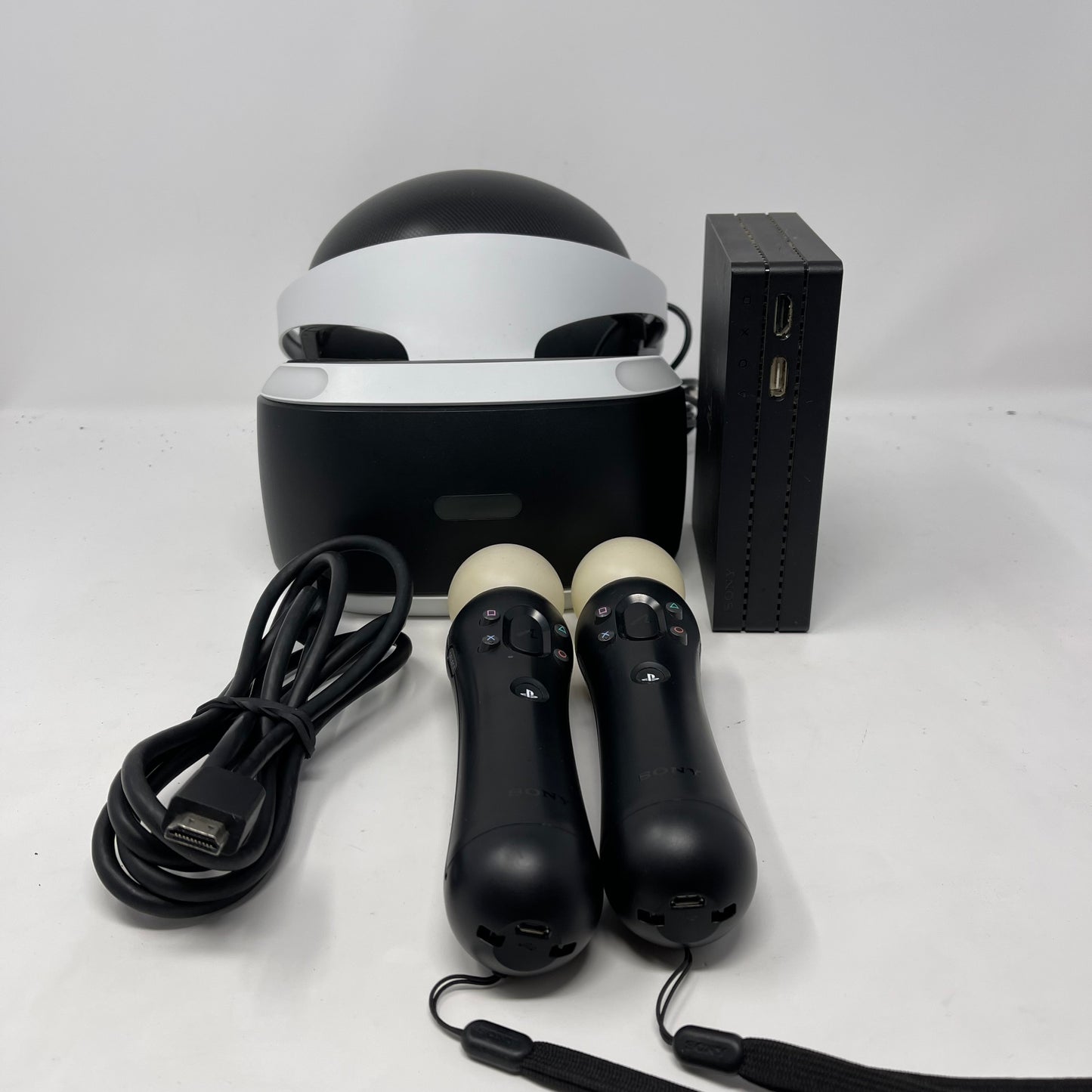 Sony PlayStation VR Virtual Reality VR2 Headset White/Black CUH-ZVR2