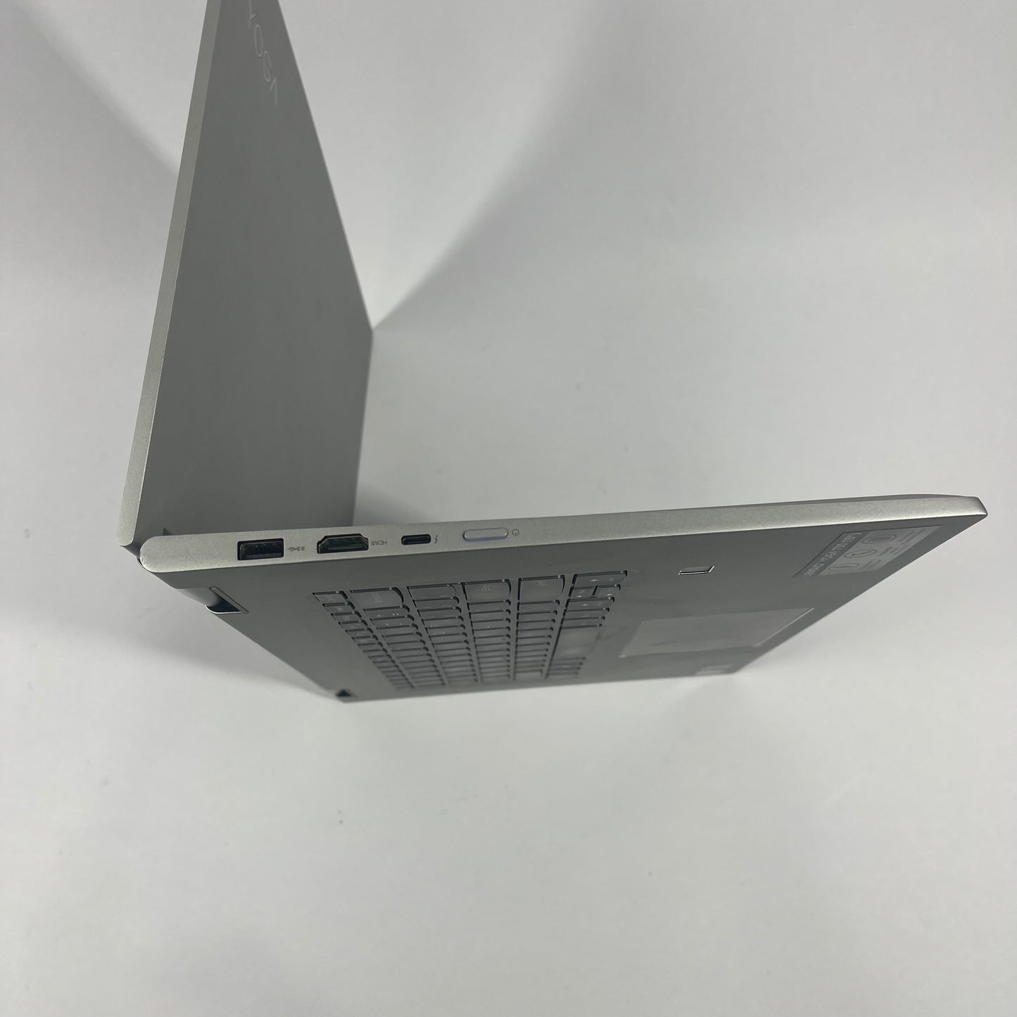 Lenovo Yoga 730 "15 81CU 10" i7-8550U 1.3GHz 16GB RAM 1TB SSD GeForce GTX 1050