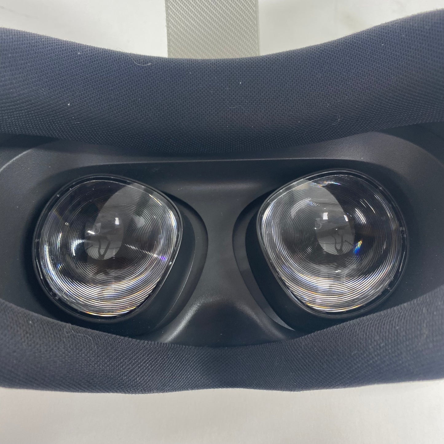 Meta Quest 3S 128GB Standalone All-in-One VR Headset P97