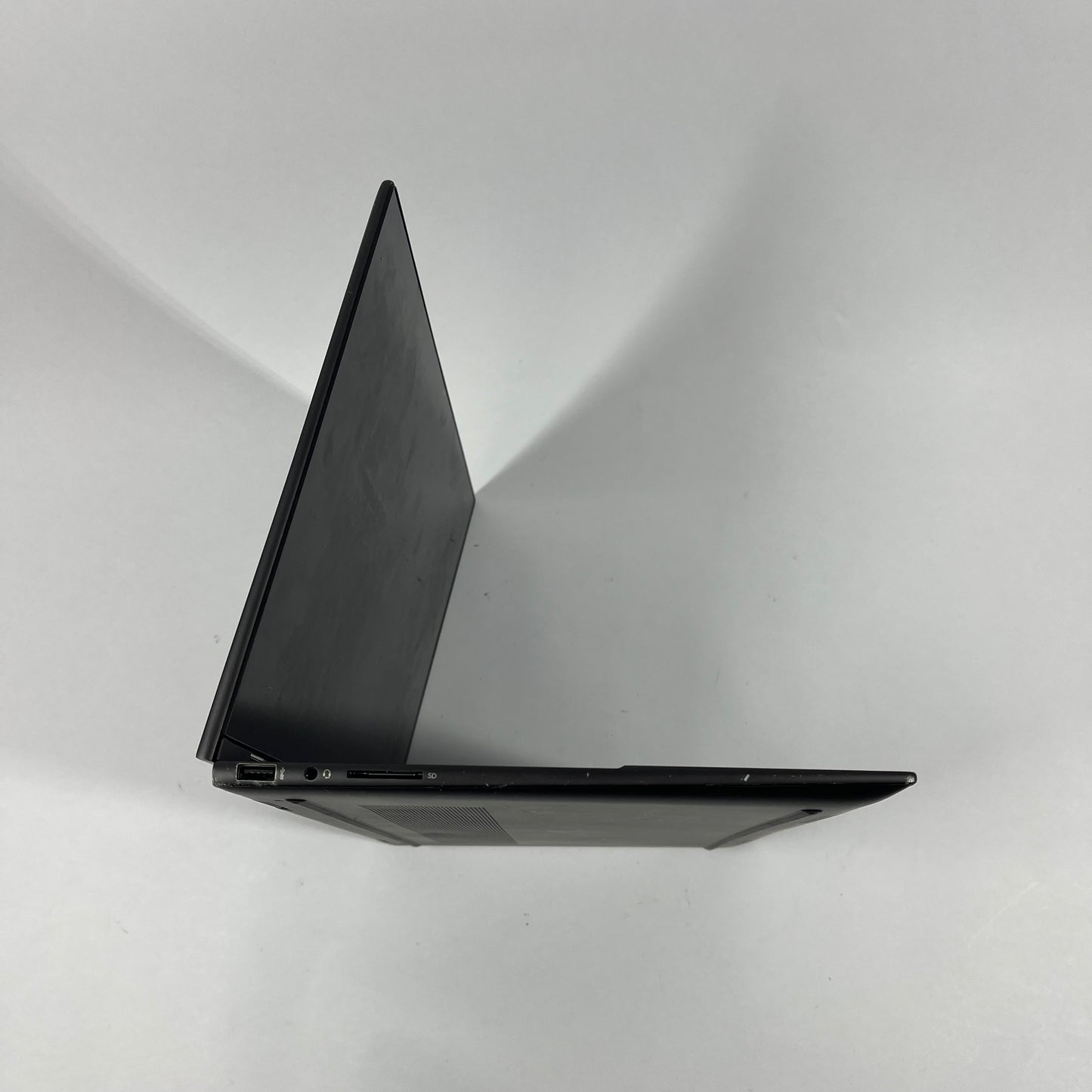 HP Envy x360 15 10" Ryzen 1.2GHz 7GB 256GB SSD internal