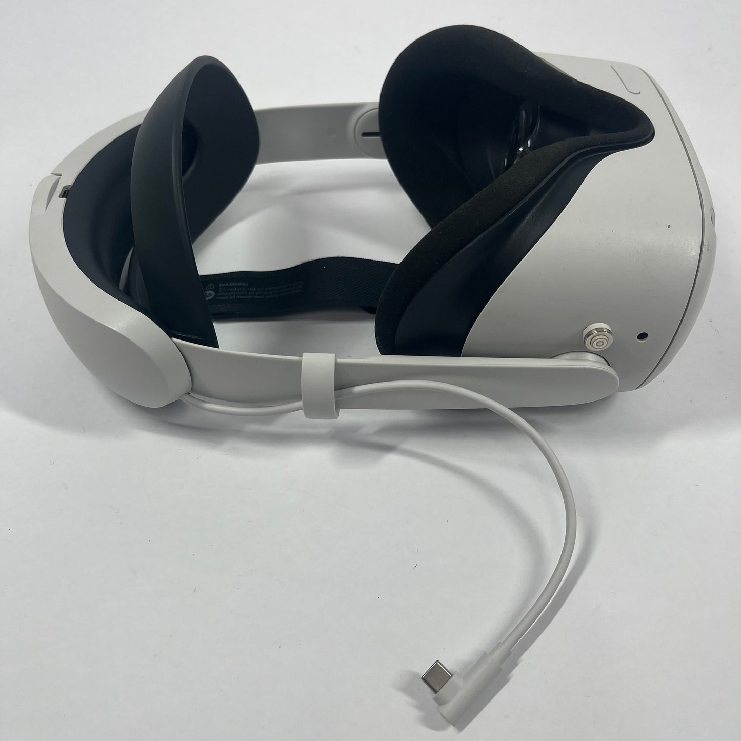 Meta Quest 2 128GB With Charging Dock KW49CM