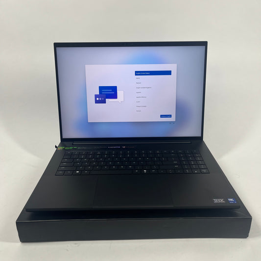 Razor Blade 18 N82E16834326129 18" Intel Core Ultra 9 275HX  1TB  RTX 5080 