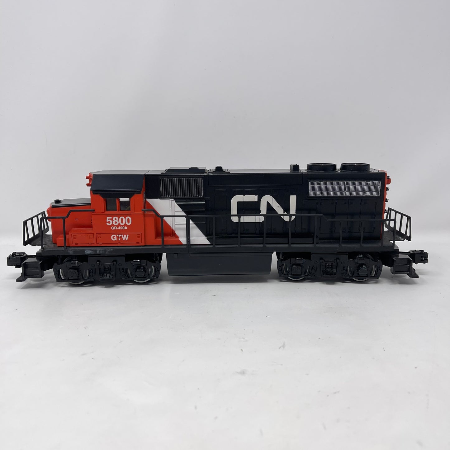 Lioenel Electric Trains Lionel Grand Trunk Western  Locomotive Model 6 - 16636