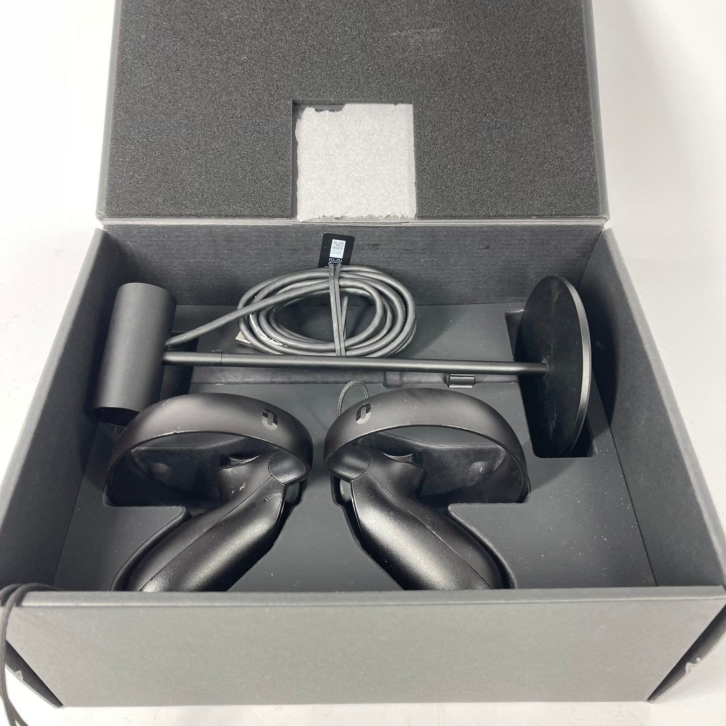 Oculus Touch (for Rift CV1) VR Controller & Sensor Bundle Black  3P-A