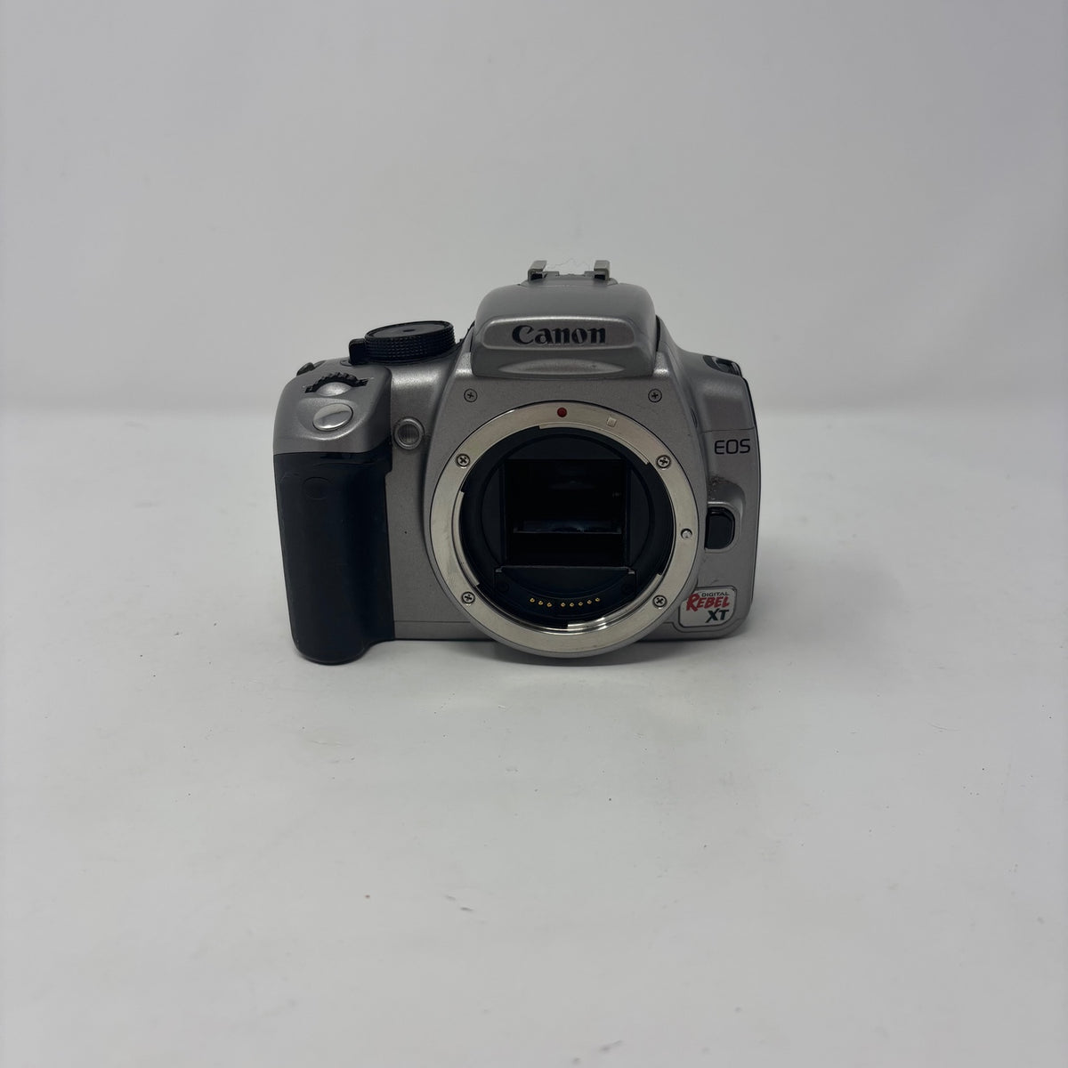 Canon EOS Digital Rebel XT 8.0MP Digital SLR DSLR Camera