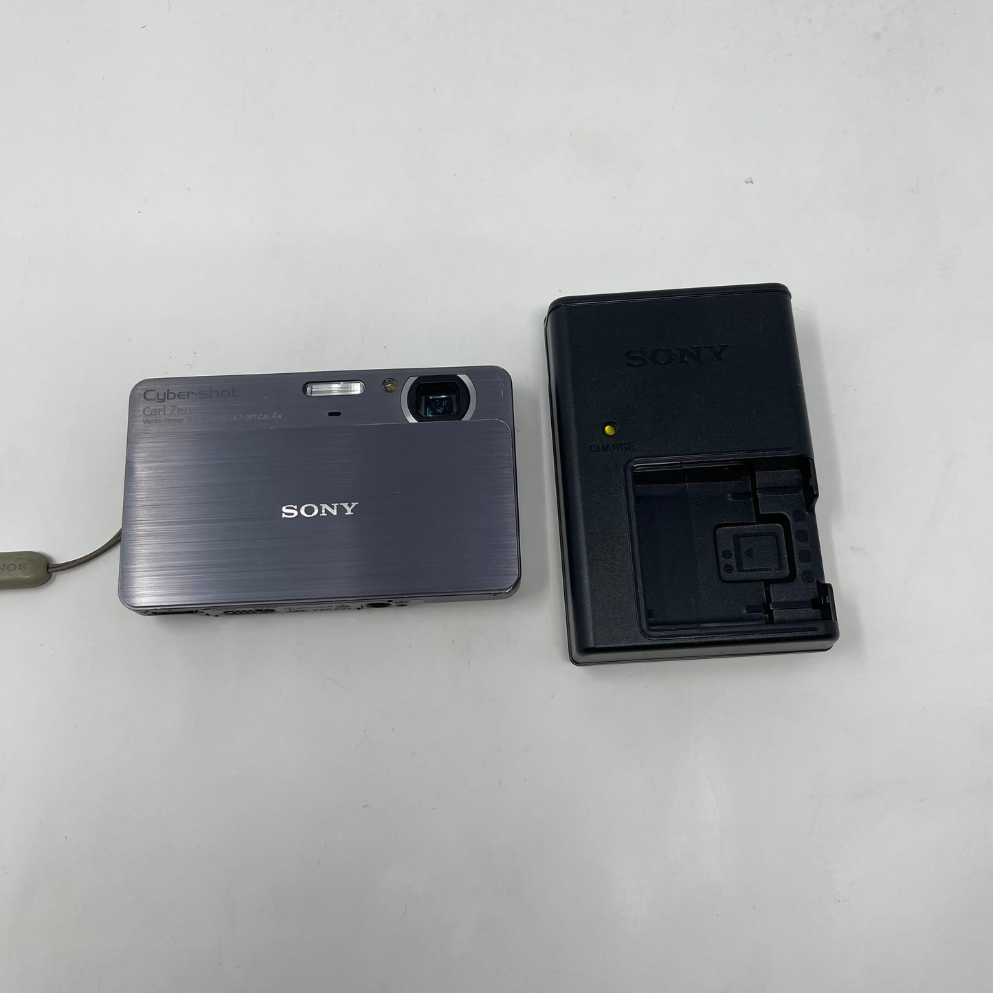 Sony Cyber-shot DSC-T700 Compact Digital Camera