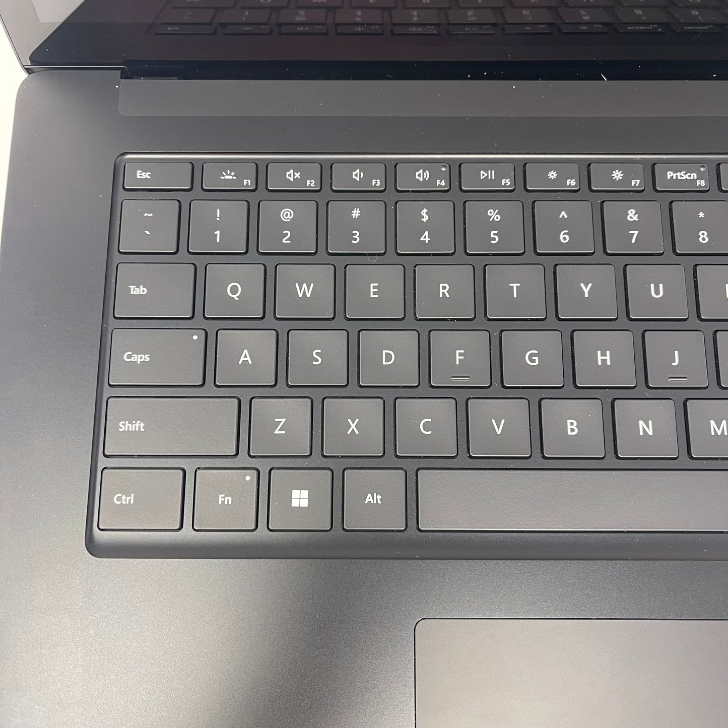 Microsoft Surface Laptop 4 1979 15" i7-1185G7 3.0GHz 16GB RAM 250GB SSD