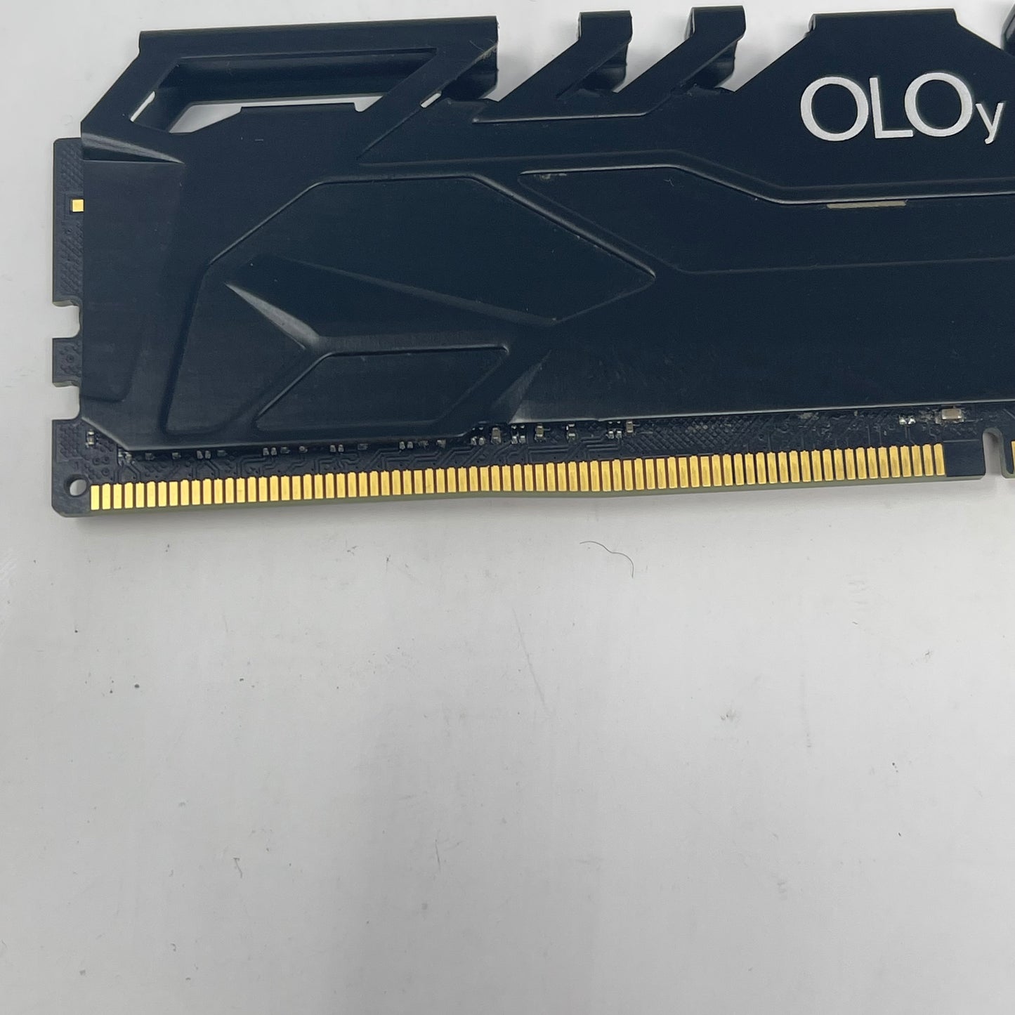 OLOy MD4U083016BJSTB 8GB (1x8GB) RAM DDR4 3000MHz