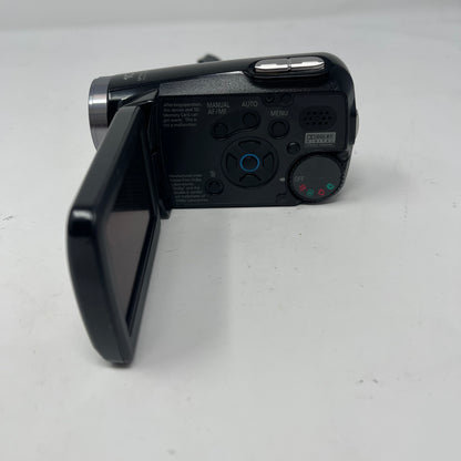 Panasonic SDR-S7 0.68 MP Camcorder
