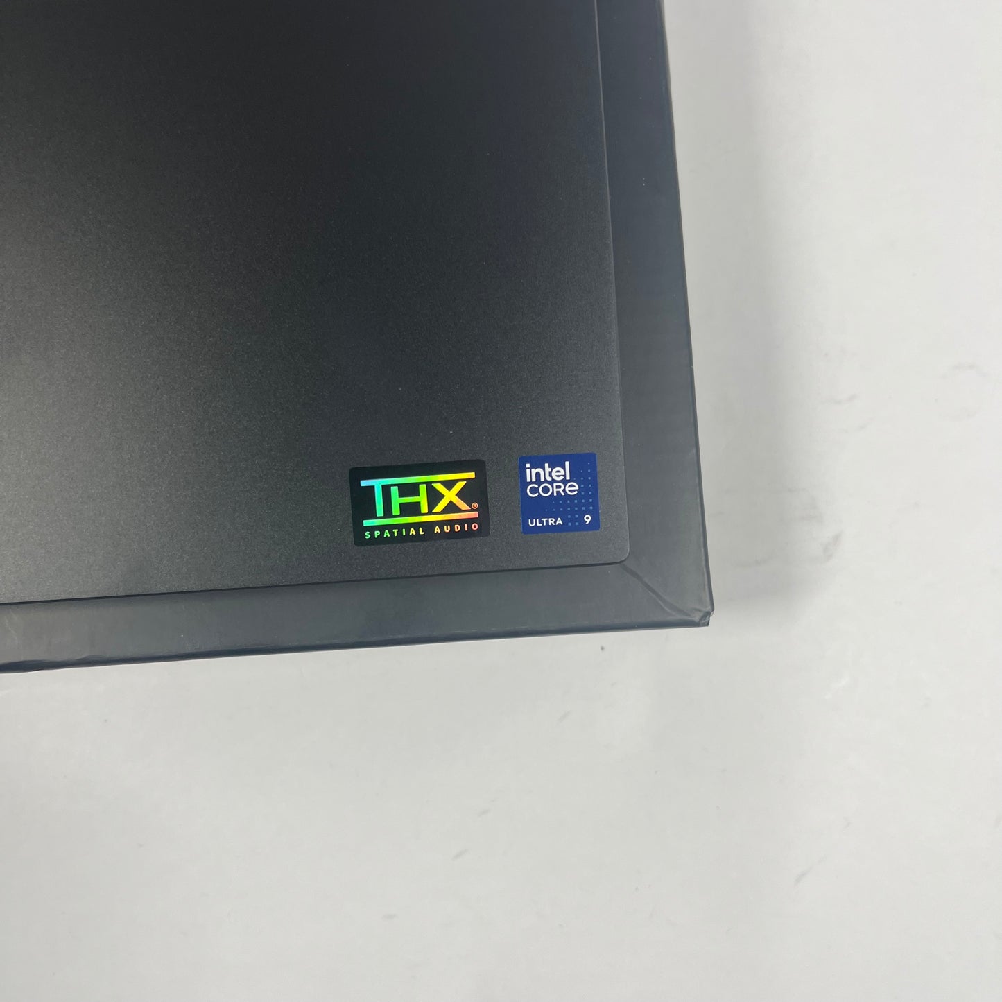 Razor Blade 18 N82E16834326129 18" Intel Core Ultra 9 275HX  1TB  RTX 5080 