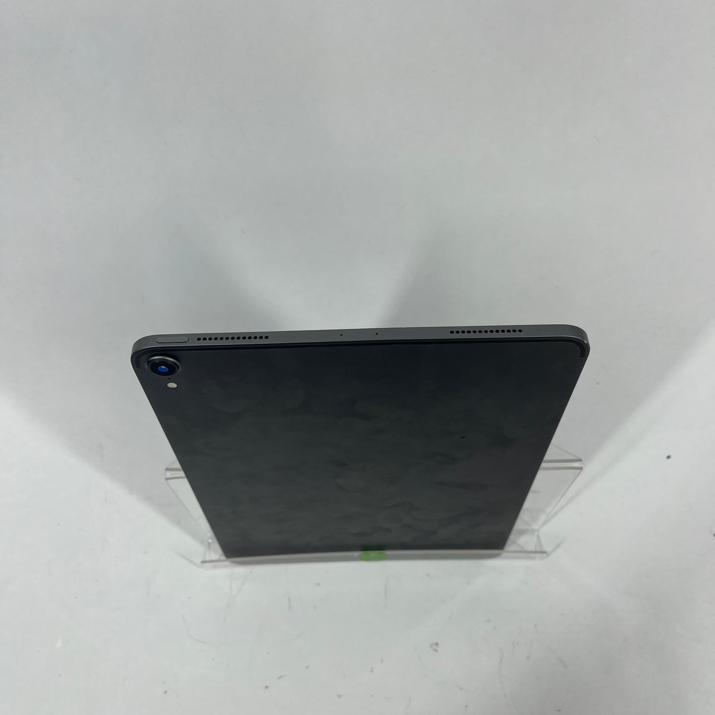 Broken WiFi Only Apple iPad 11" (A16) 256GB 14.7.1 MTXQ2LL/A