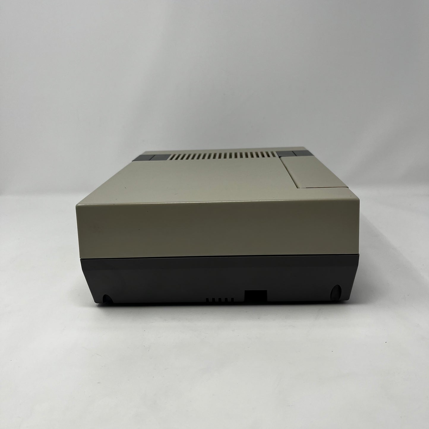 Nintendo Entertainment System NES Console Gaming System NES-001 Gray