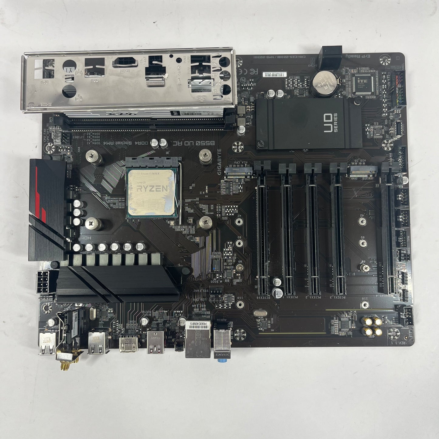 GIGABYTE B550 UD AC AM4  ATX