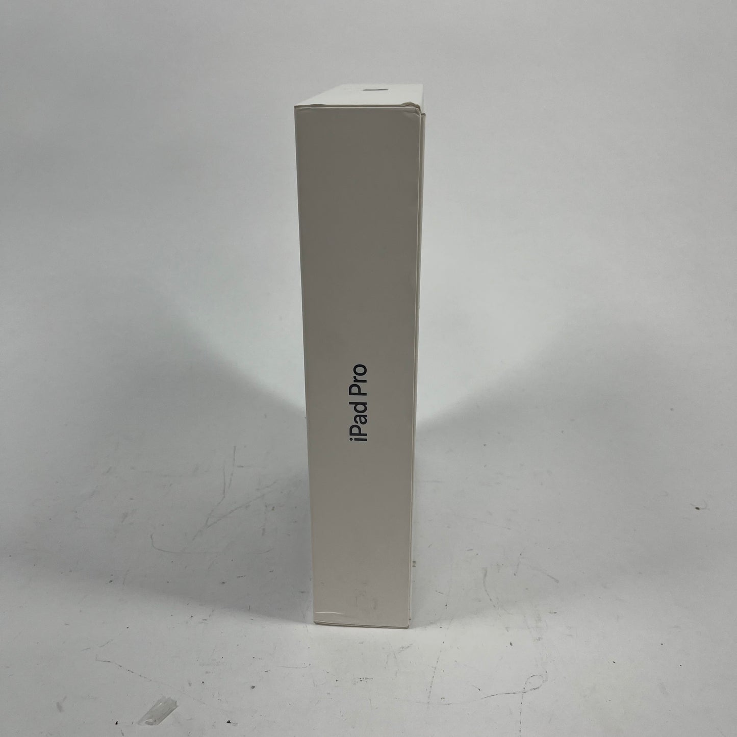 Broken WiFi Only Apple iPad 11" (A16) 256GB 14.7.1 MTXQ2LL/A