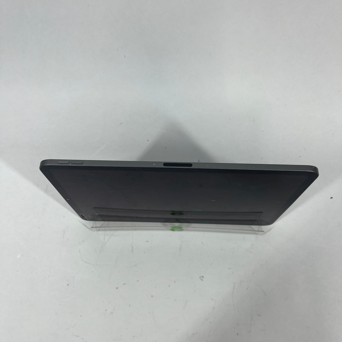 Broken WiFi Only Apple iPad 11" (A16) 256GB 14.7.1 MTXQ2LL/A