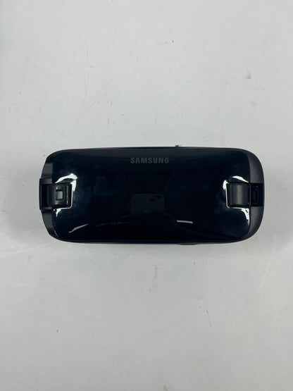 Samsung Gear VR w/ Controller Virtual Reality Headset