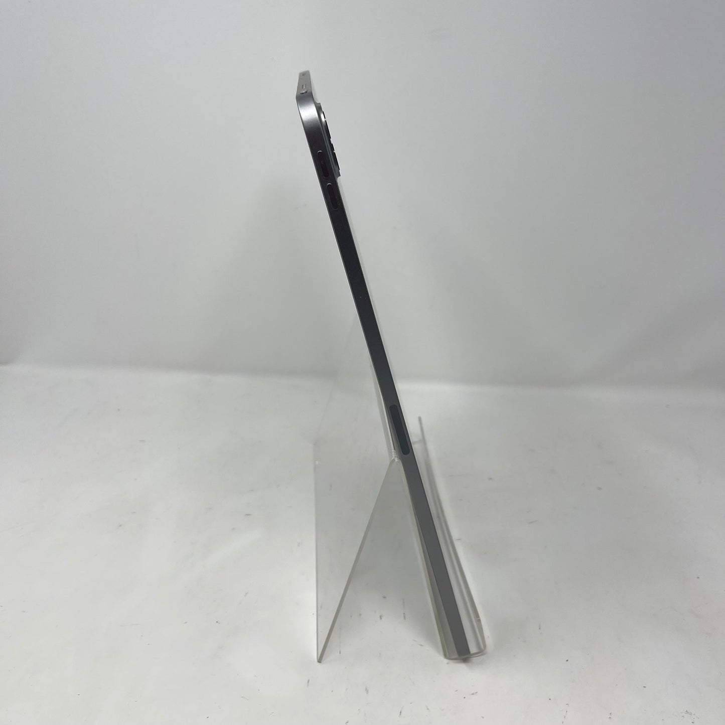 WiFi Only Apple iPad Pro 12.9" 6th Gen 128GB Silver MNXP3LL/A
