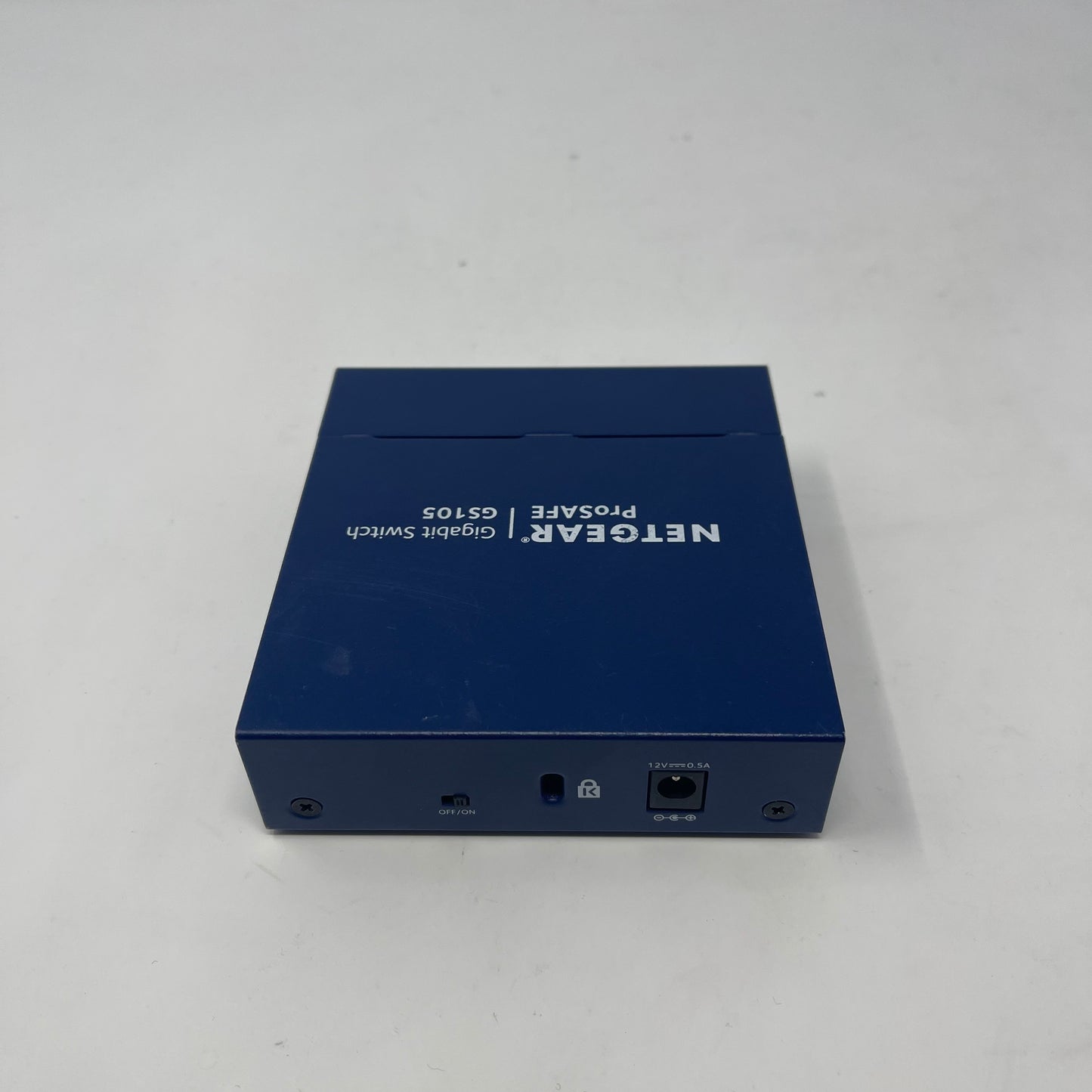 Netgear ProSAFE GS105 5-Port Gigabit Desktop Switch GS105V5