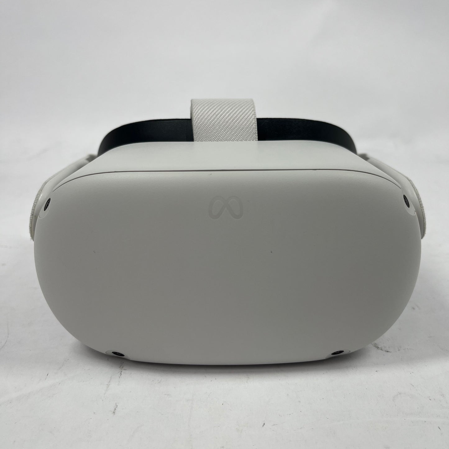 Meta Quest 2 128GB Standalone All-in-One VR Headset KW49CM