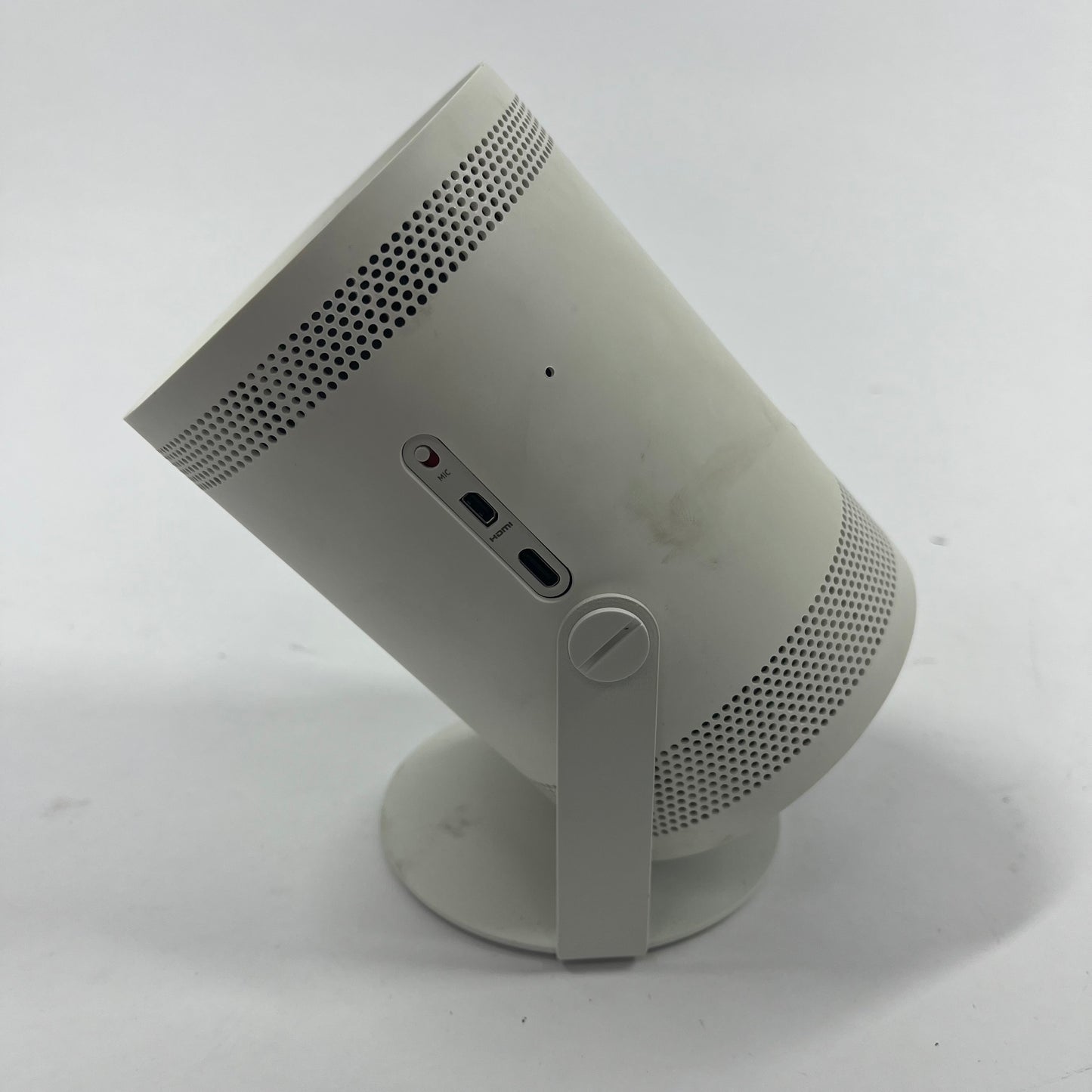 Samsung The Freestyle 1920 x 1080 550 Lumens Smart Projector SP-LFF3CLAX