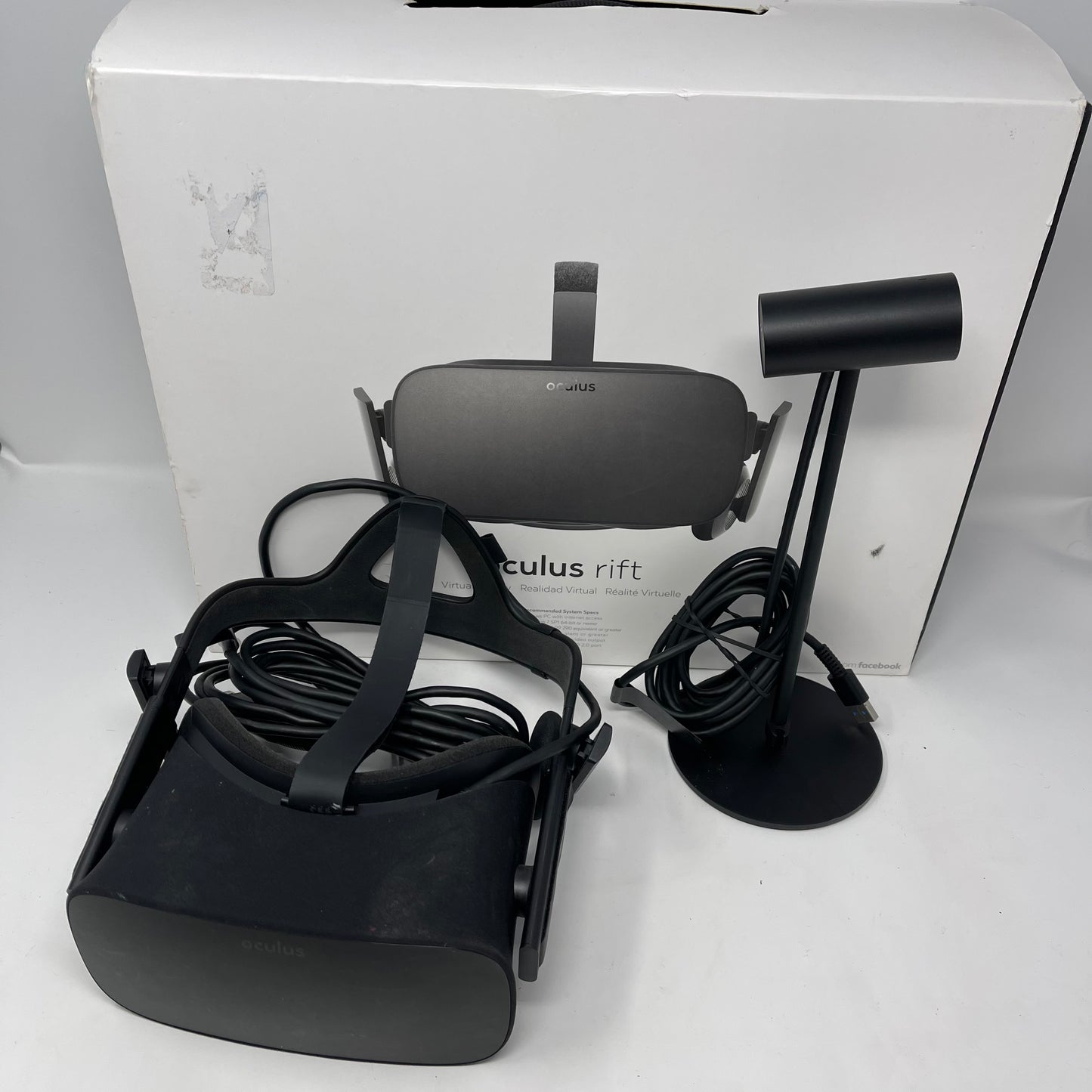 Oculus Rift PC VR Headset 301-00200-03