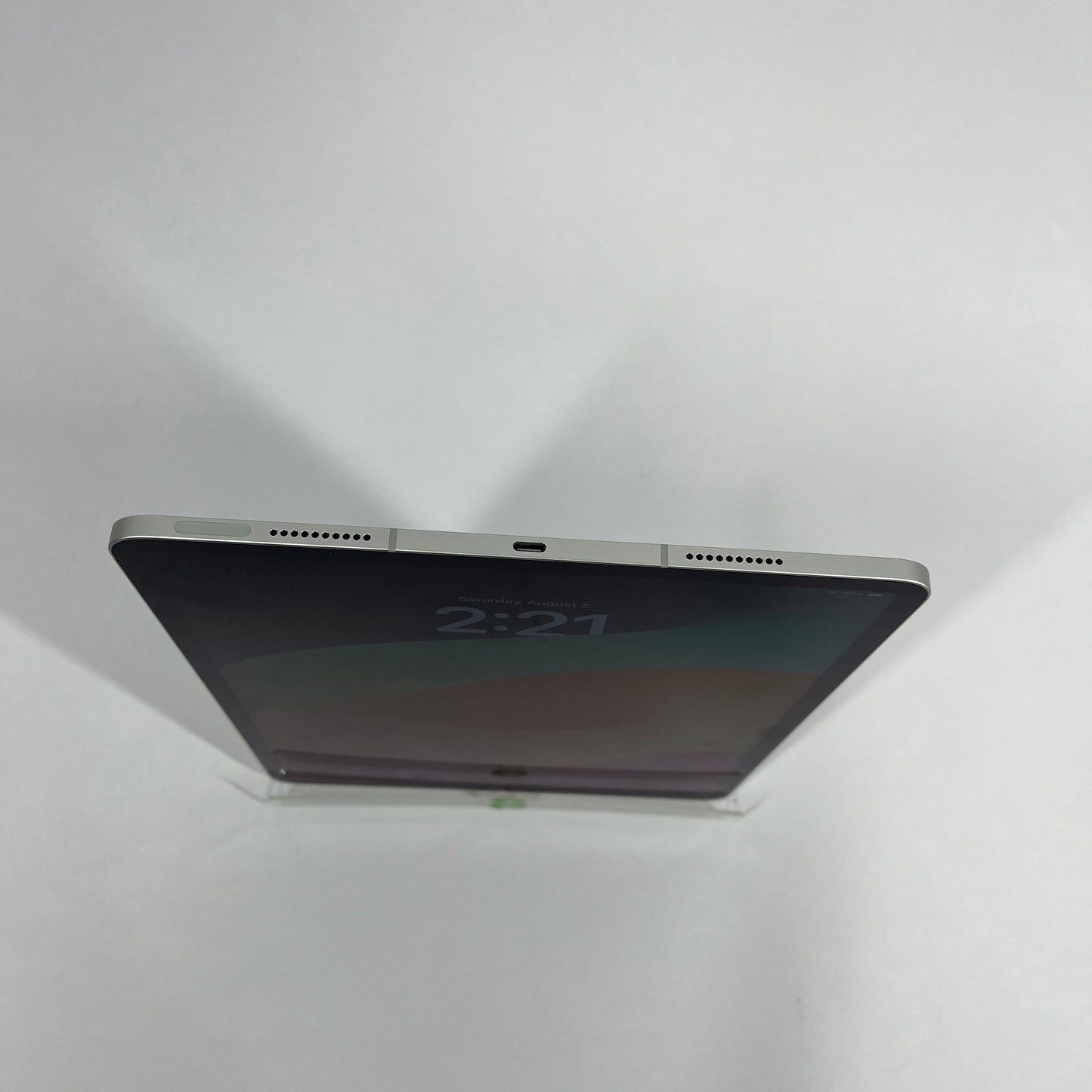 Unlocked Apple iPad Pro 12.9" 6th Gen 128GB Silver NP5Y3LL