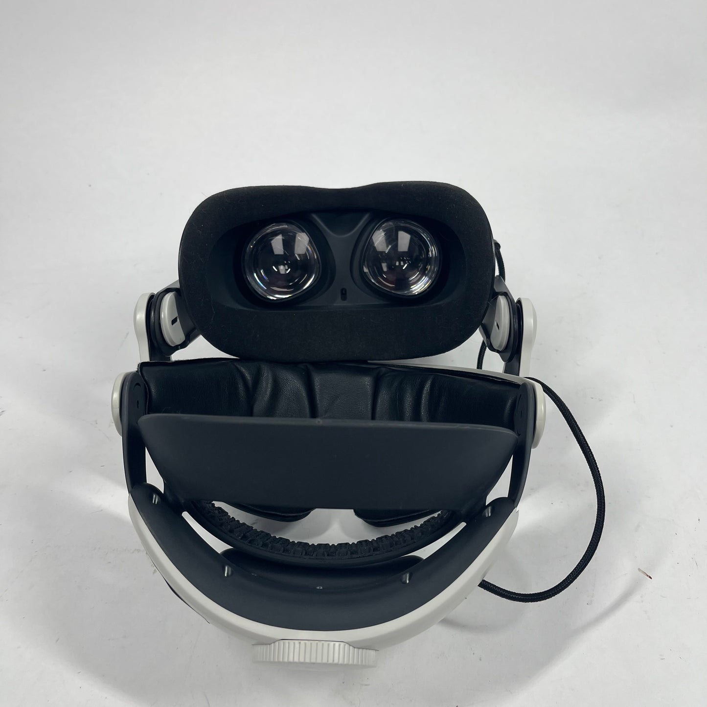 Meta Quest 2 128GB Standalone All-in-One VR Headset KW49CM