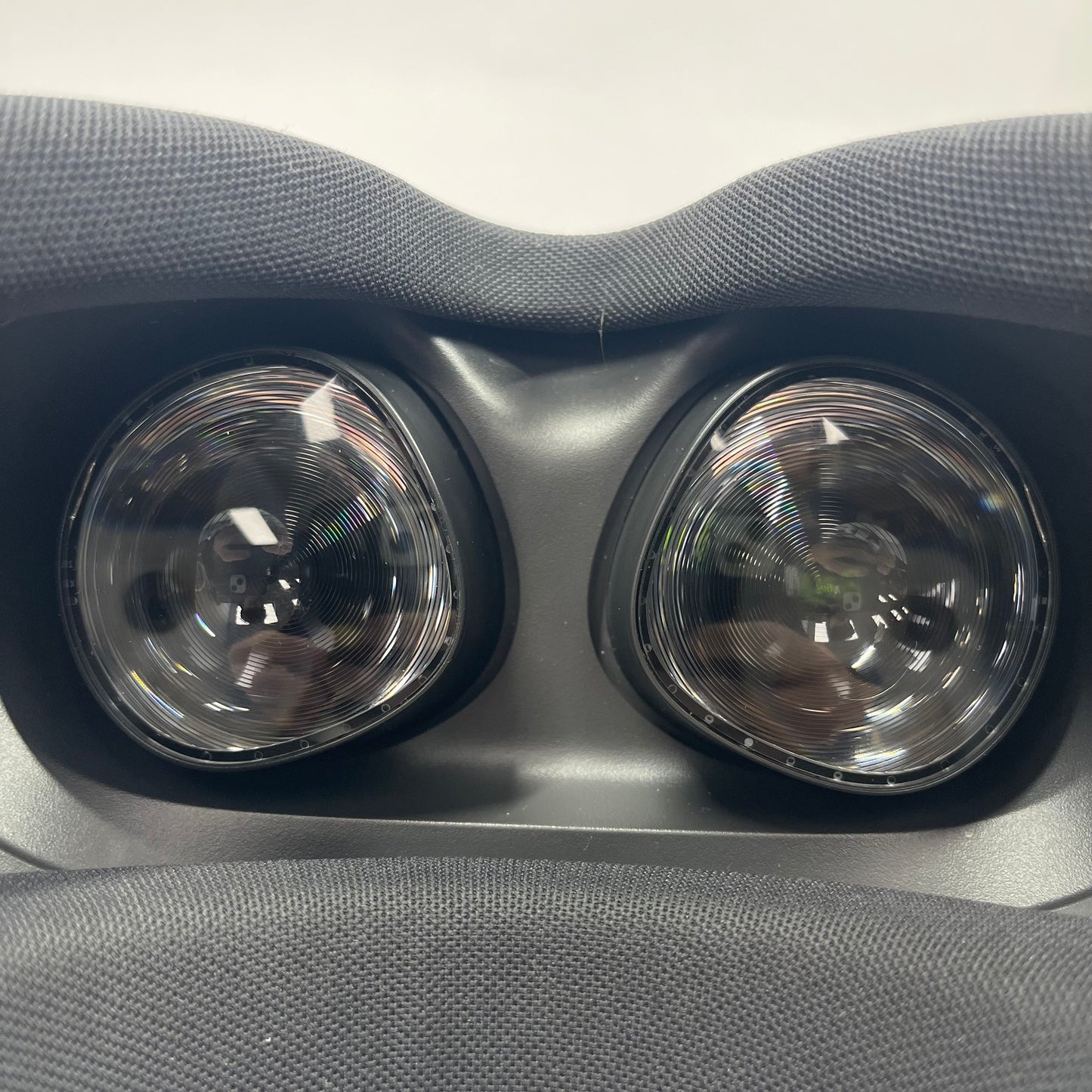 Meta Quest 3S 128GB Standalone All-in-One VR Headset P97