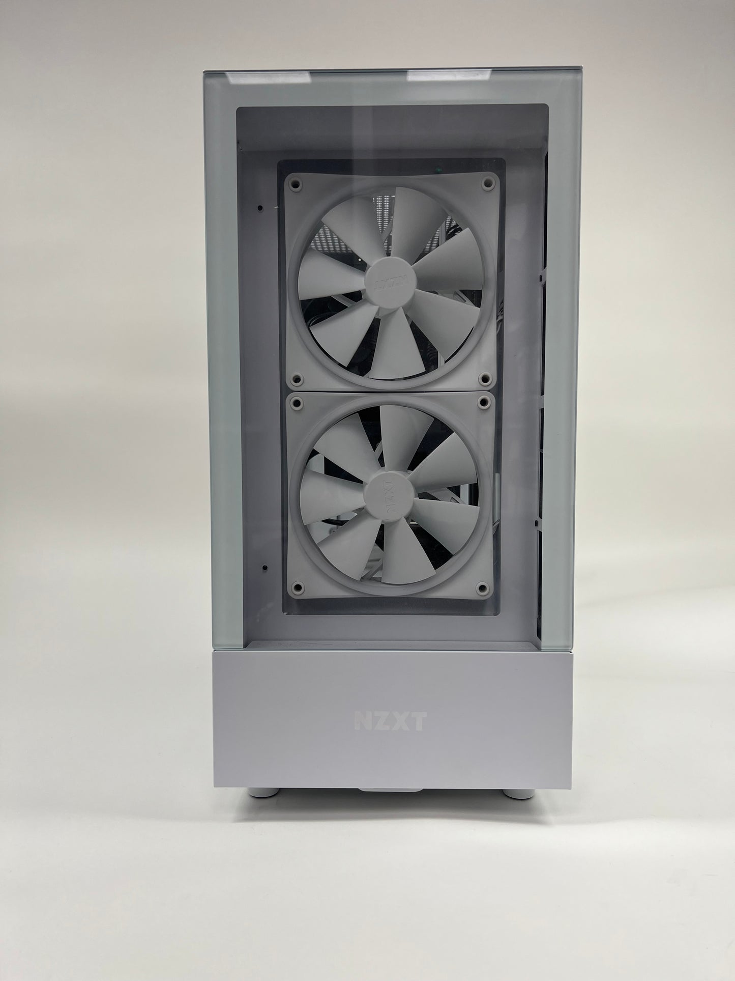 NZXT ms-7c56  Ryzen 5 5600X 4.6GHz 16GB RAM 1TB NVMe SSD GeForce RTX 4070
