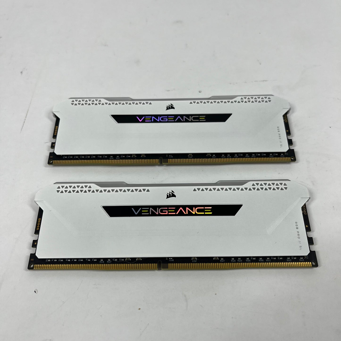 Corsair Vengeance RGB Pro 32GB (2x16GB) RAM DDR4 3600MHz CMH32GX4M2D3600C18W