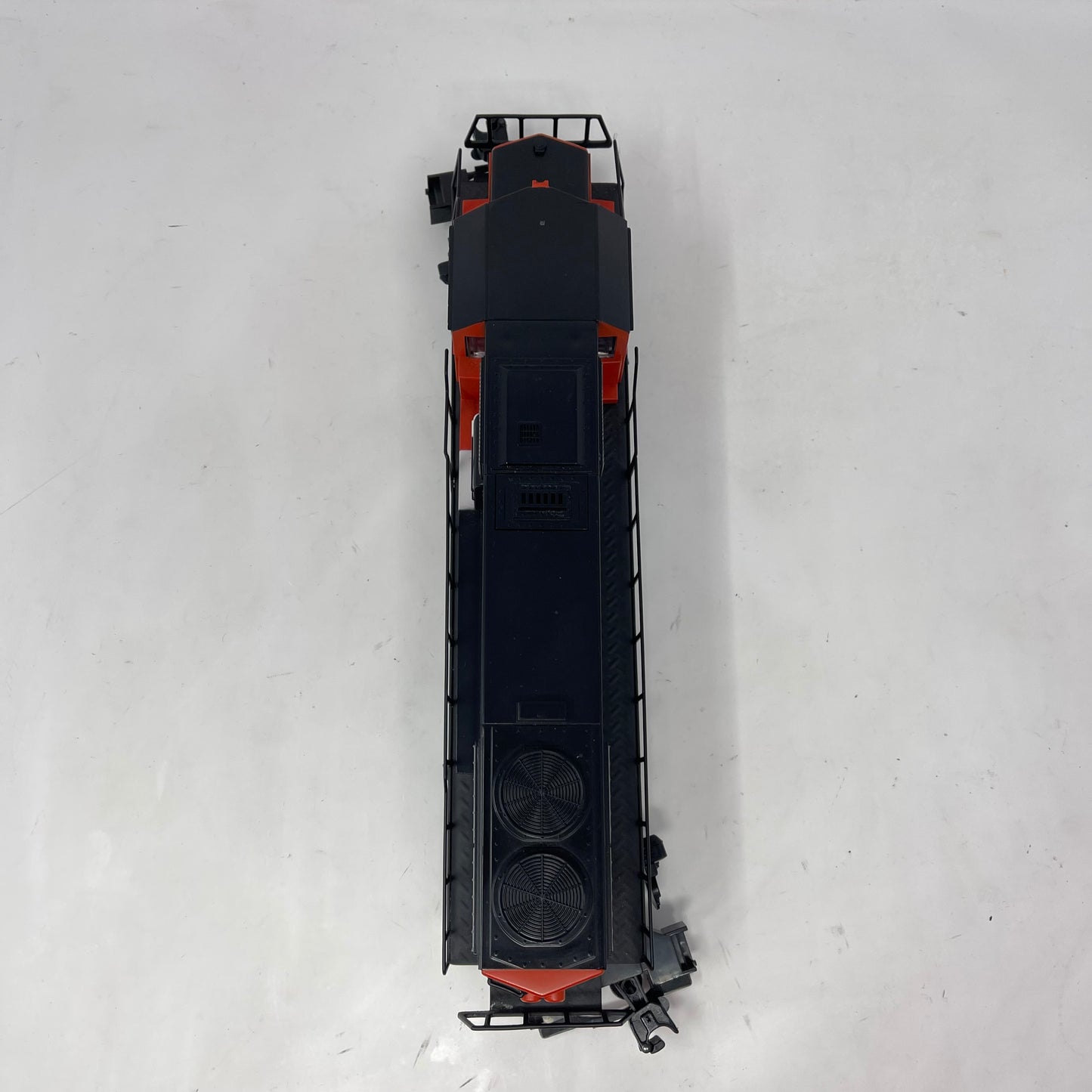 Lioenel Electric Trains Lionel Grand Trunk Western  Locomotive Model 6 - 16636