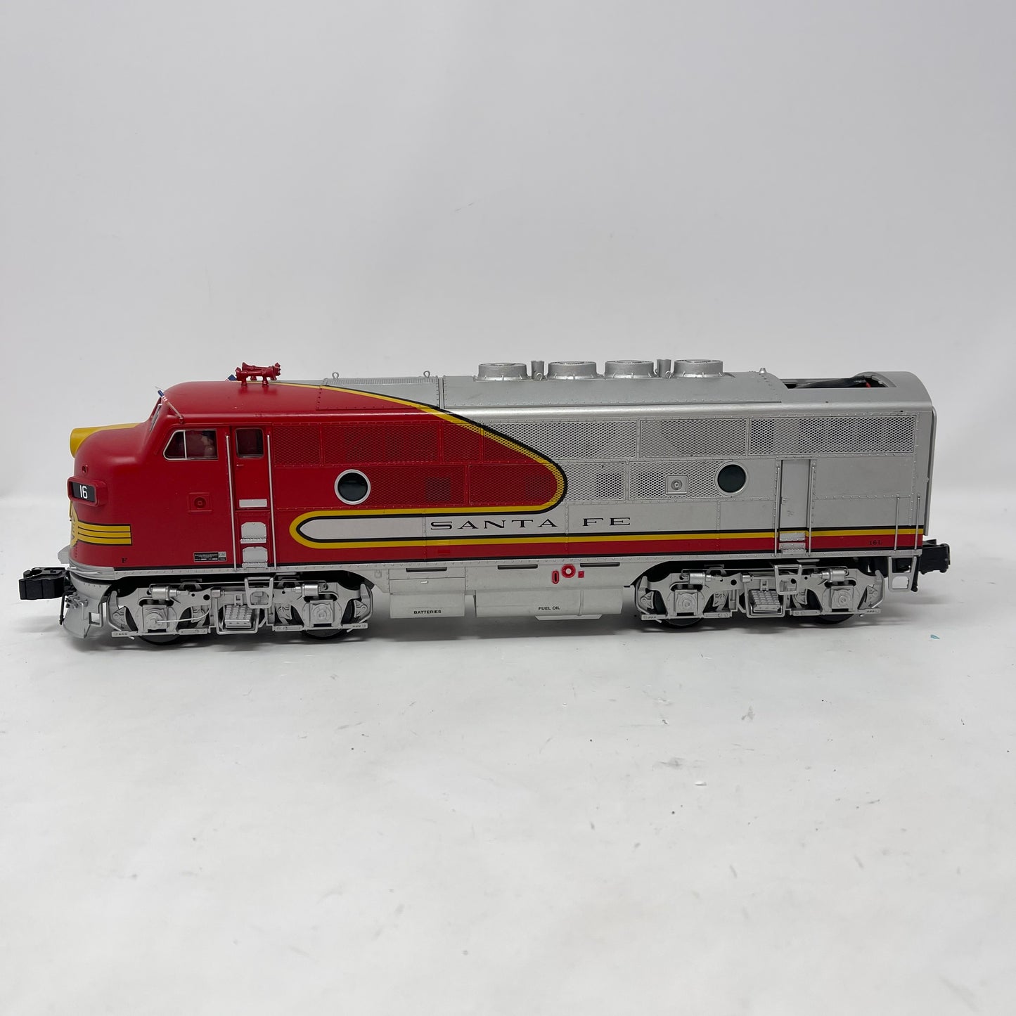 Lionel Electric Trains Santa Fe F3 AA Units  Model Train Set 6 - 18117