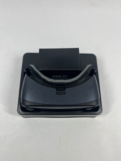 Samsung Gear VR w/ Controller Virtual Reality Headset