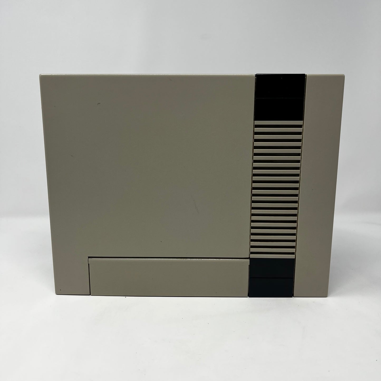 Nintendo Entertainment System NES Console Gaming System NES-001 Gray