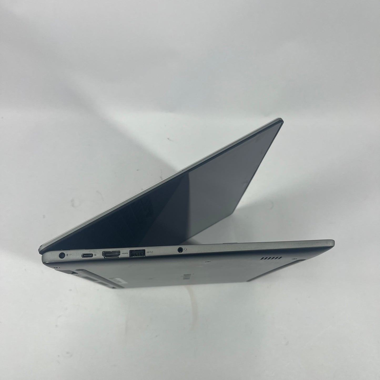 Dell Inspiron 15 Inspiron 7579 12" i7-7500U 1.1GHz 12GB RAM 512GB SSD Internal