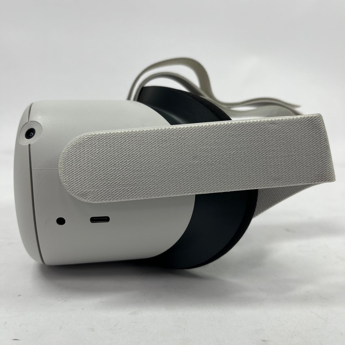 Meta Quest 2 128GB Standalone All-in-One VR Headset KW49CM