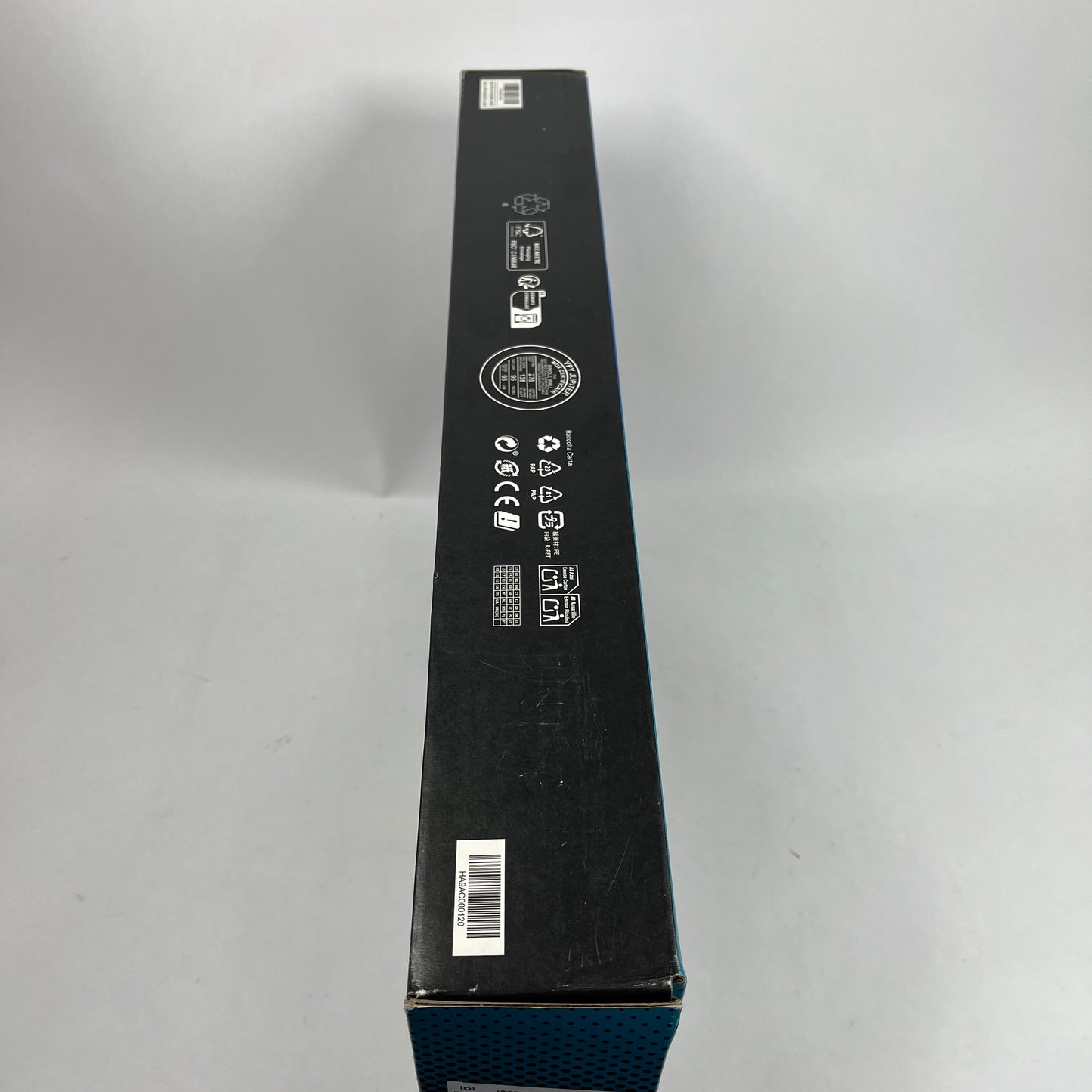 Sealed Alienware 18 Area-51 Core Ultra 9 275HX 5070 Ti 12 GB 2TB