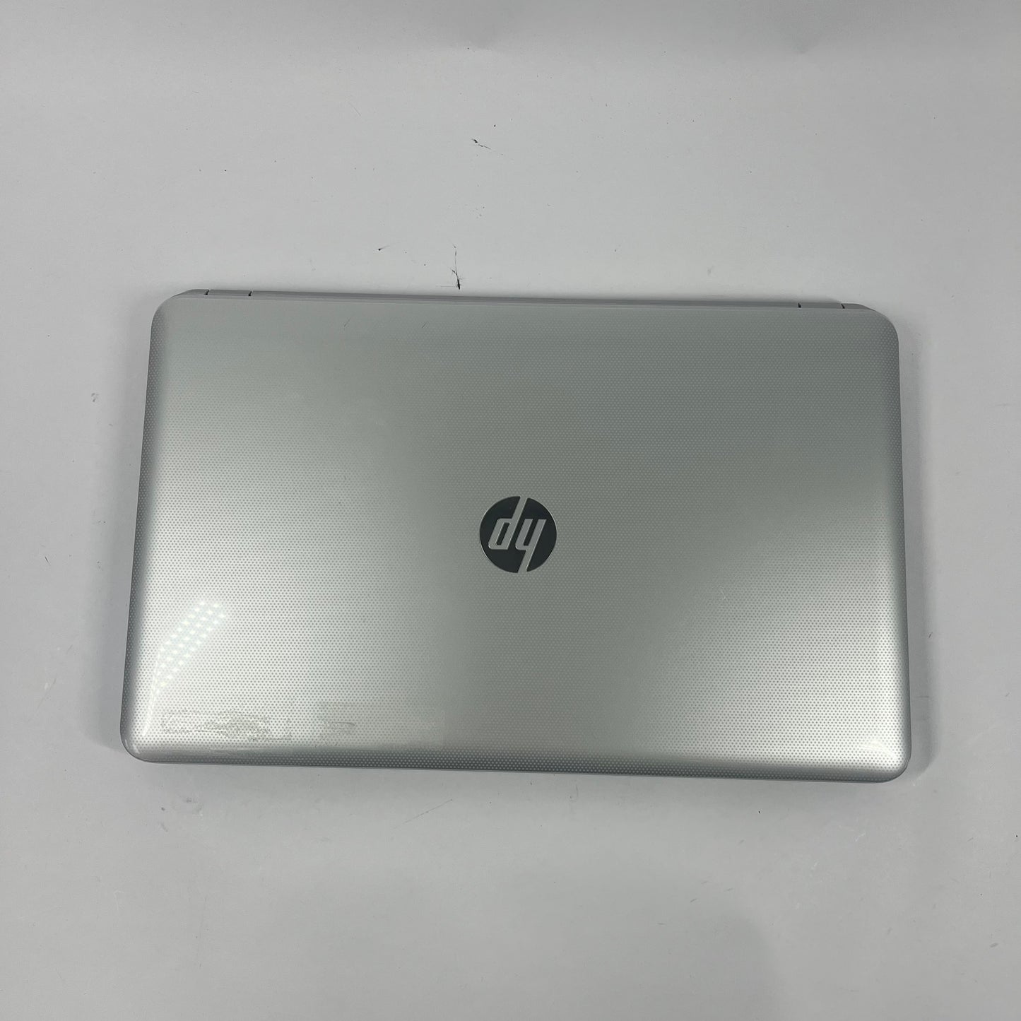 HP Pavilion 17 15" AMD A8-5550M APU 1.1GHz 3GB 750GB SSD Radeon HD 8550G