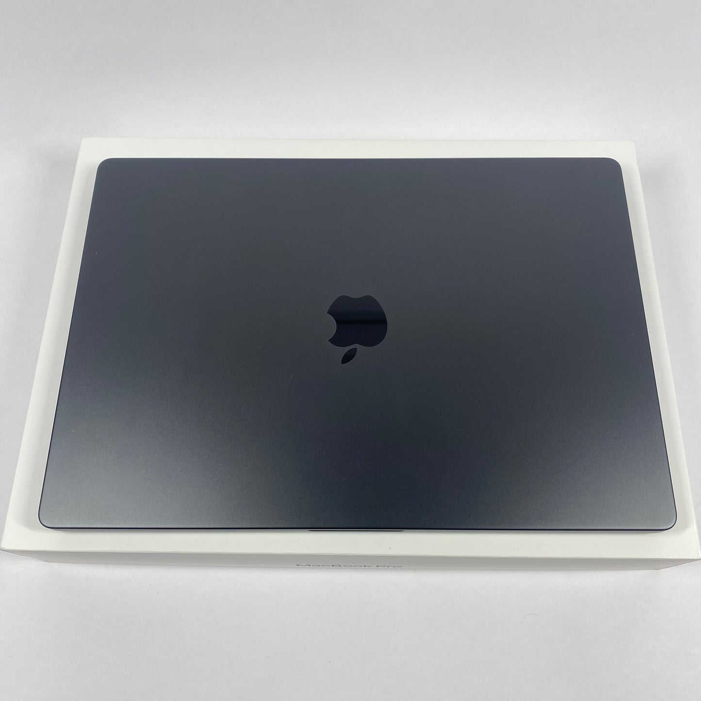 2023 Apple MacBook Pro 16" M3 Max 40C GPU 4.0GHz 48GB RAM 1TB SSD A2991