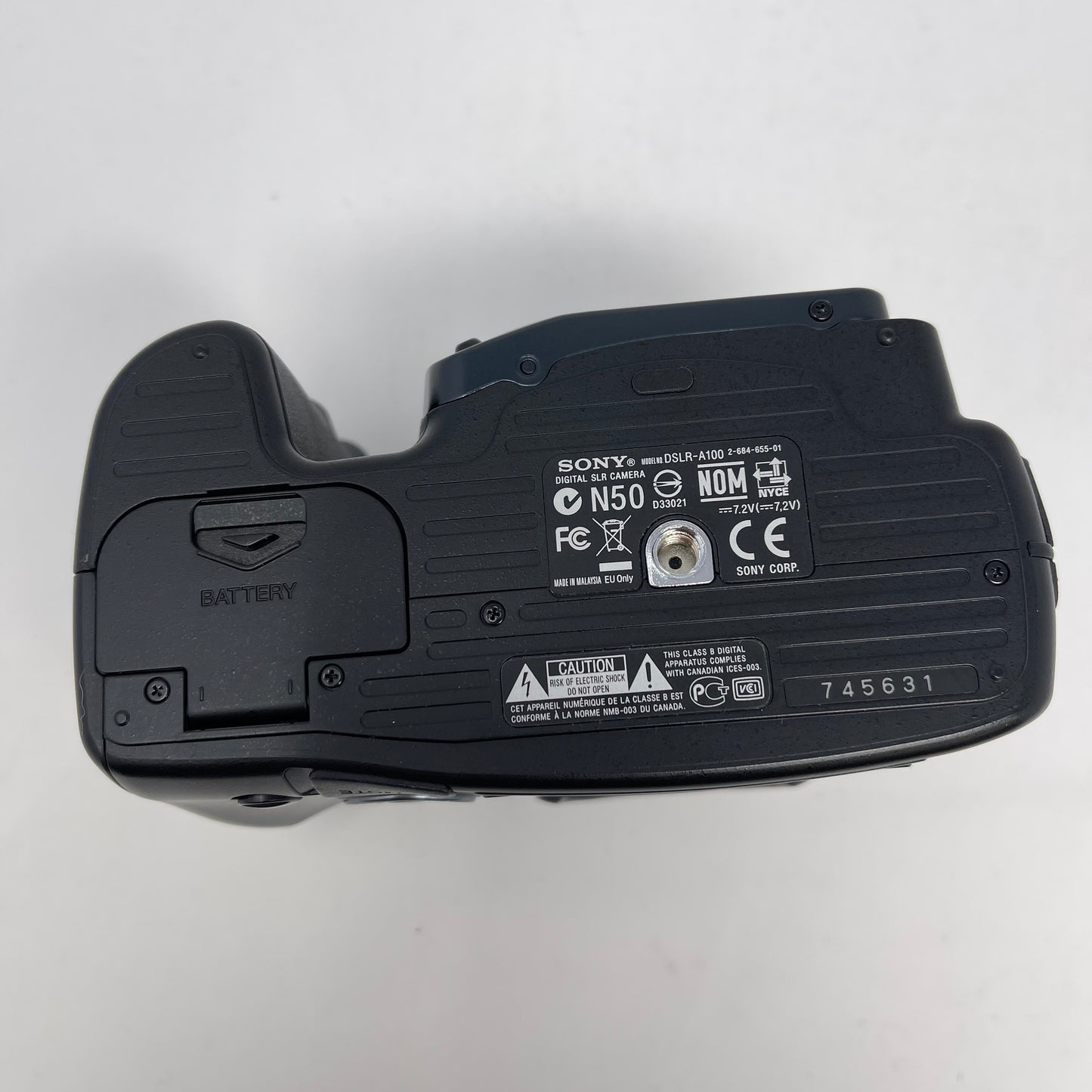 Sony Alpha A100 10.2MP Digital SLR DSLR Camera