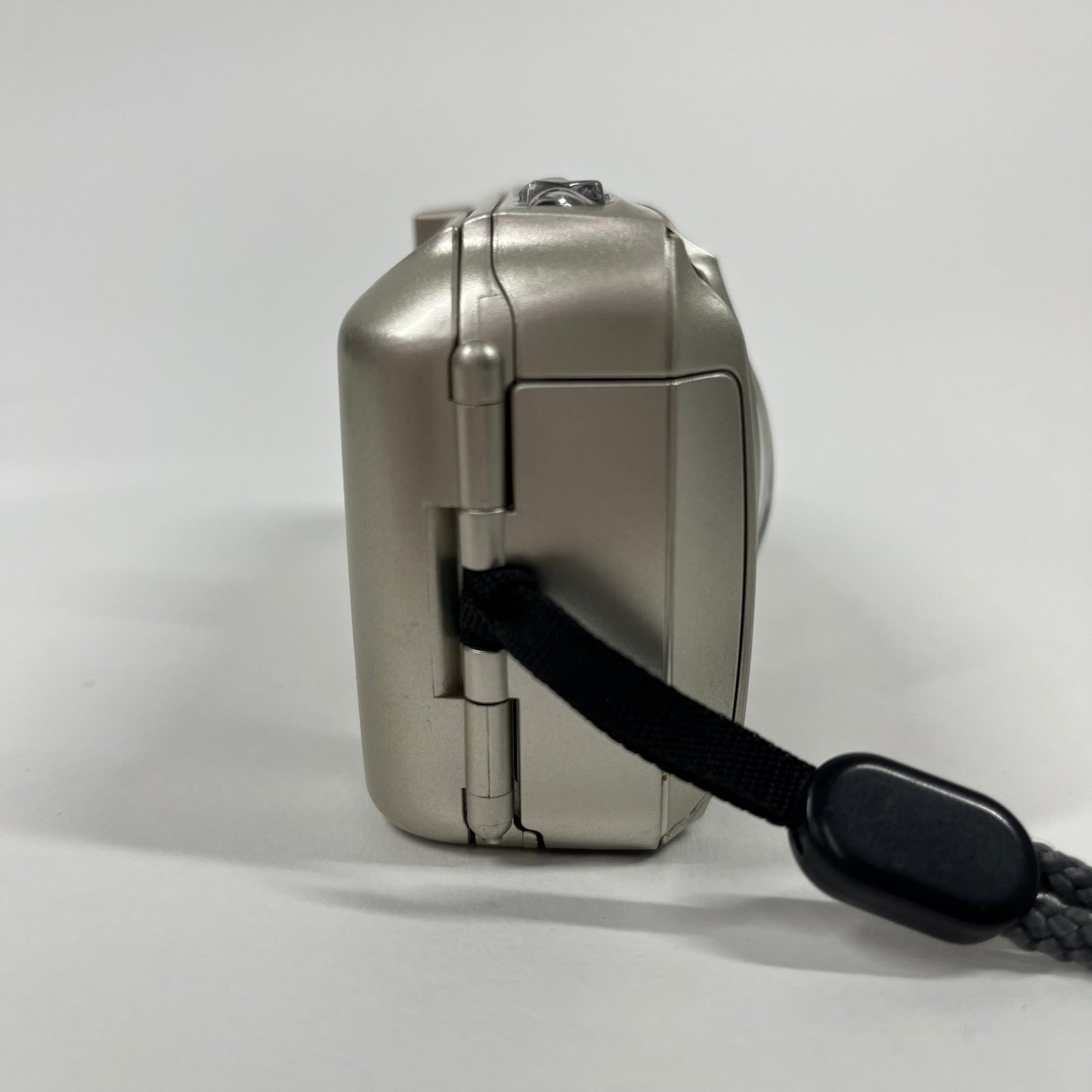 Olympus StylusEpic Zoom 80 20MP Compact Film Camera LEE-PCG637 [UNTESTED]